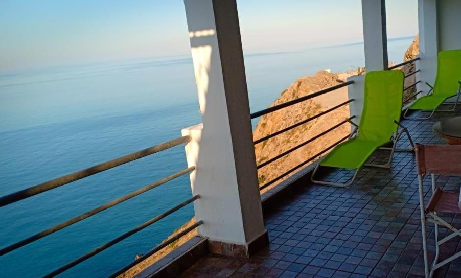 Villa with Sea View - Photo 13