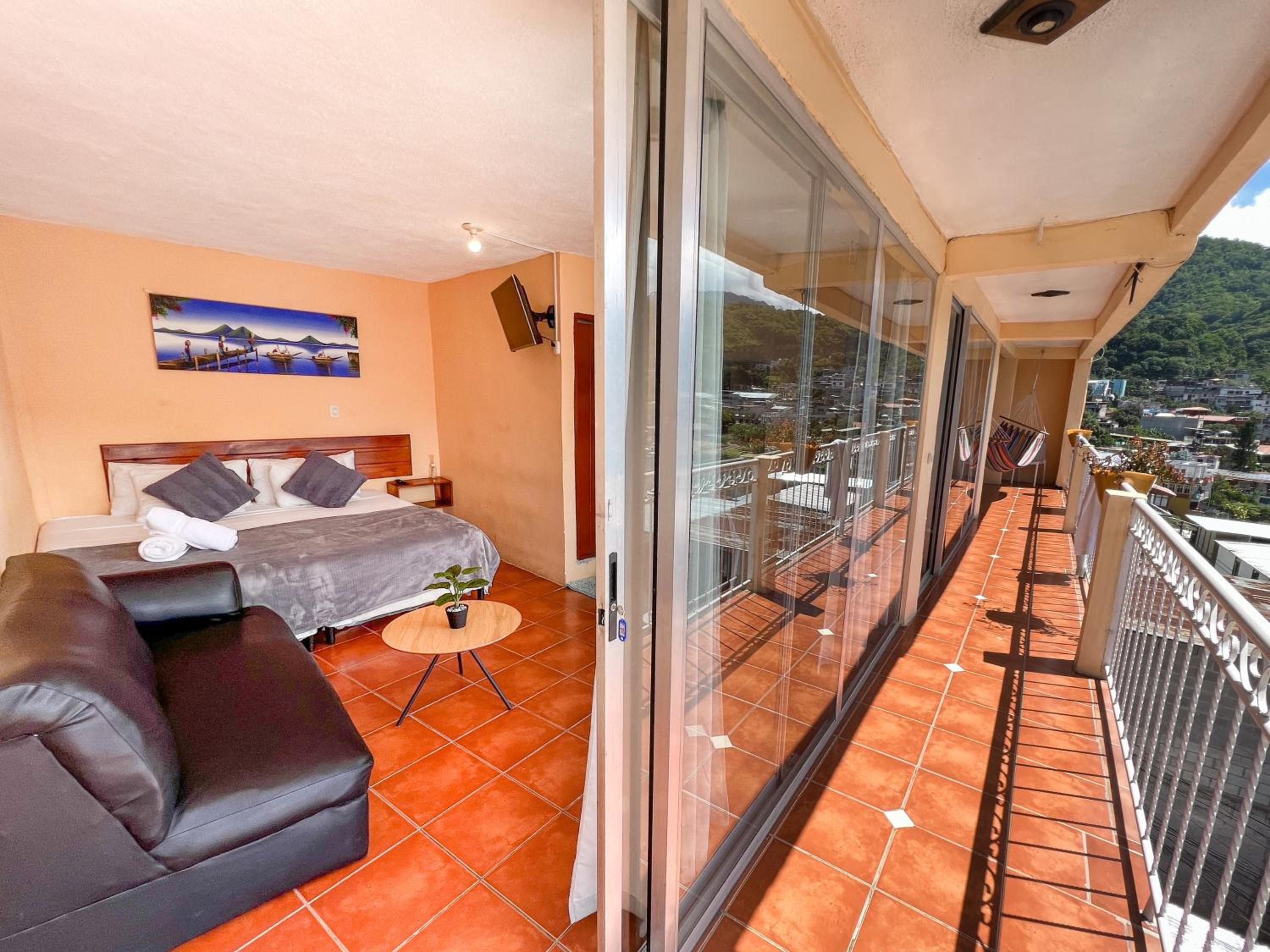 Suite with Lake View