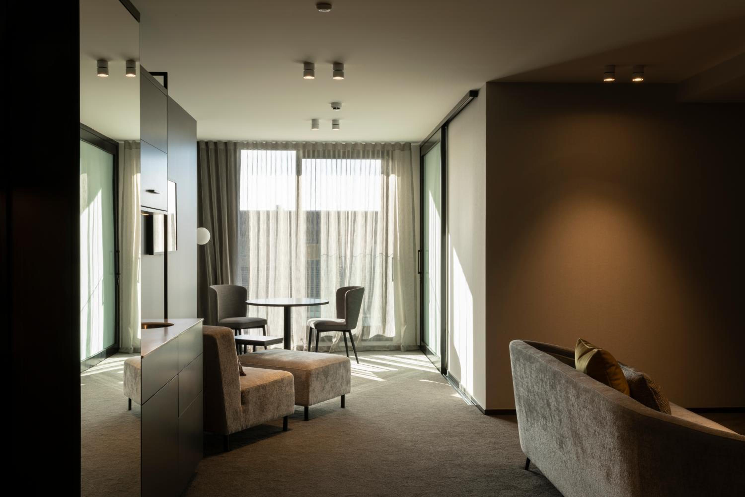 Mayfair Suite - Photo 2