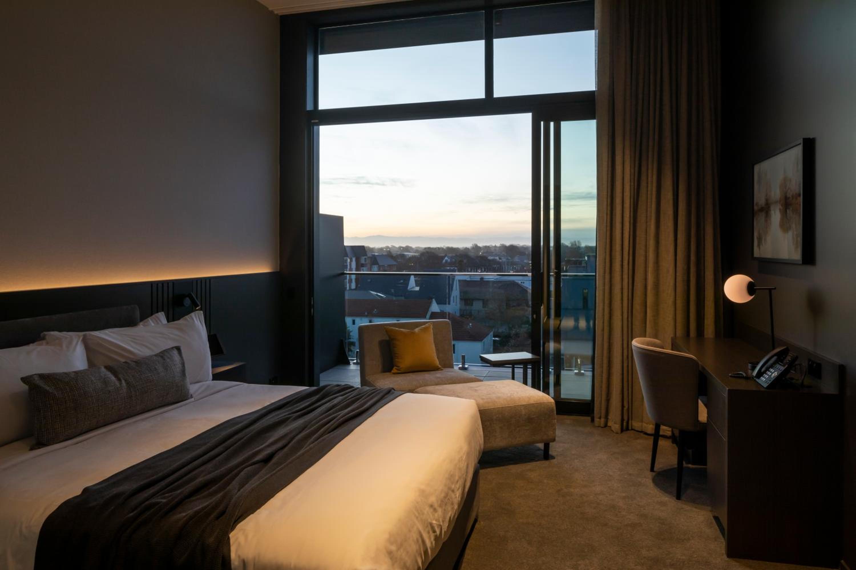 Mayfair Deluxe King - Photo 1