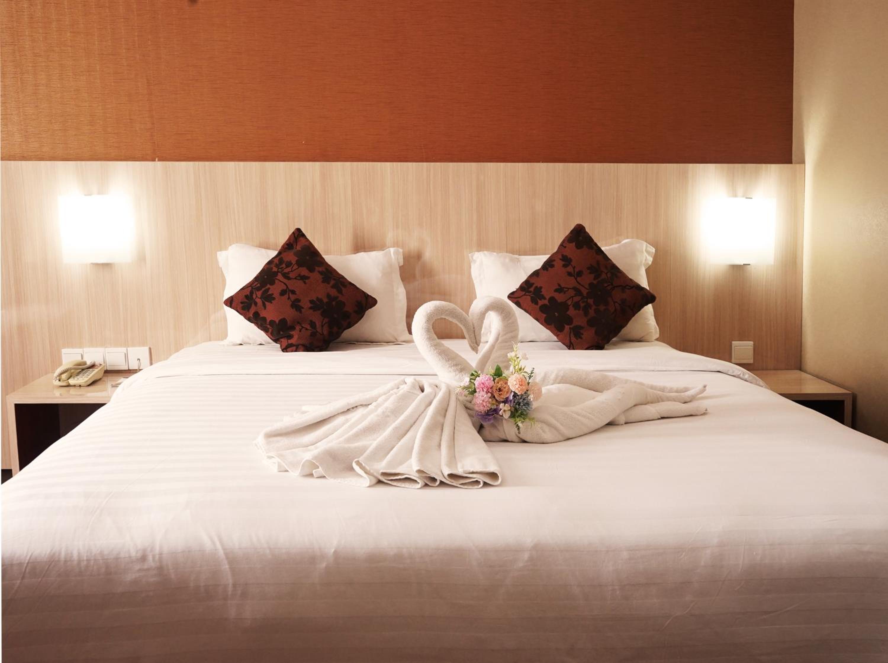 Deluxe Double or Twin Room photo 2