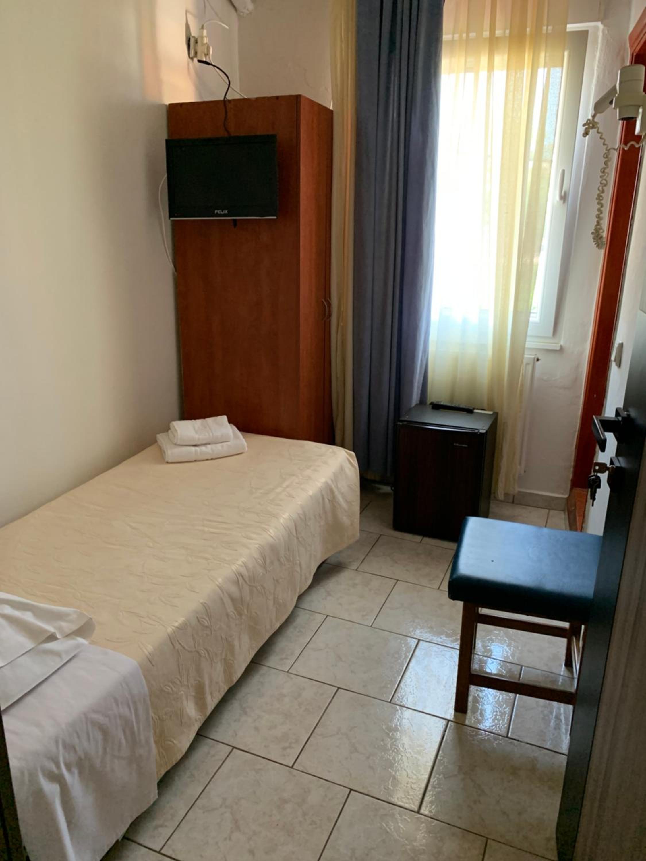 Small Single Room