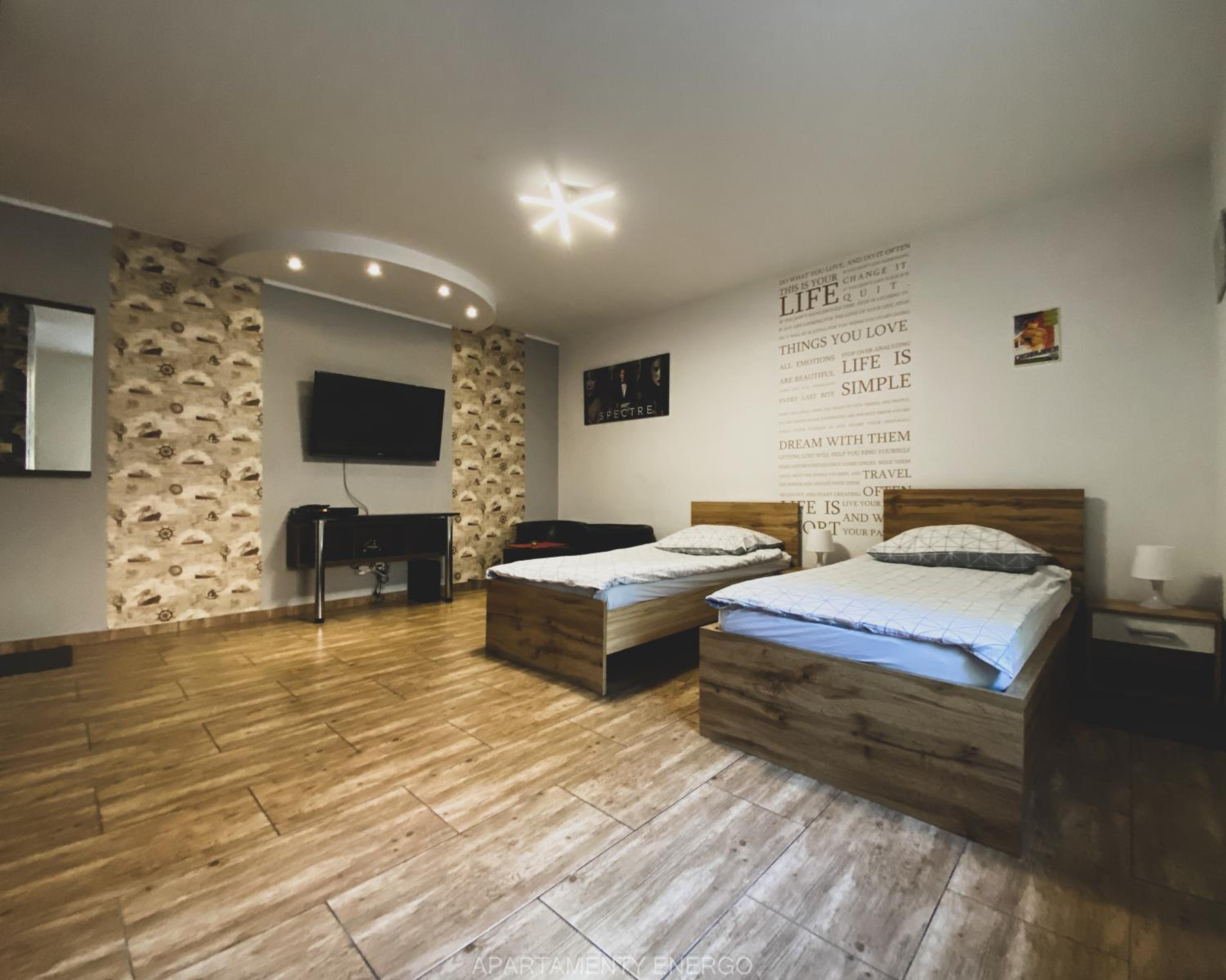 Twin Room - Photo 4