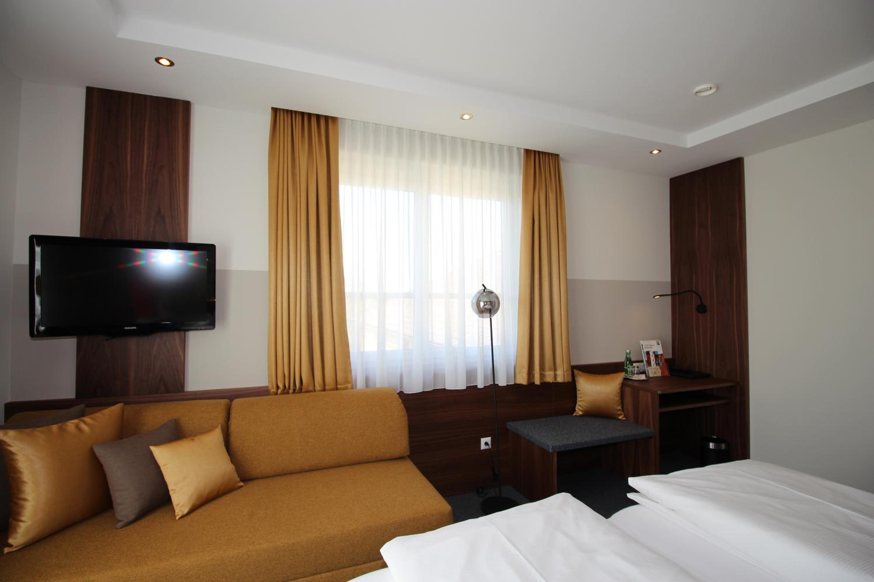 Double Room - Photo 4