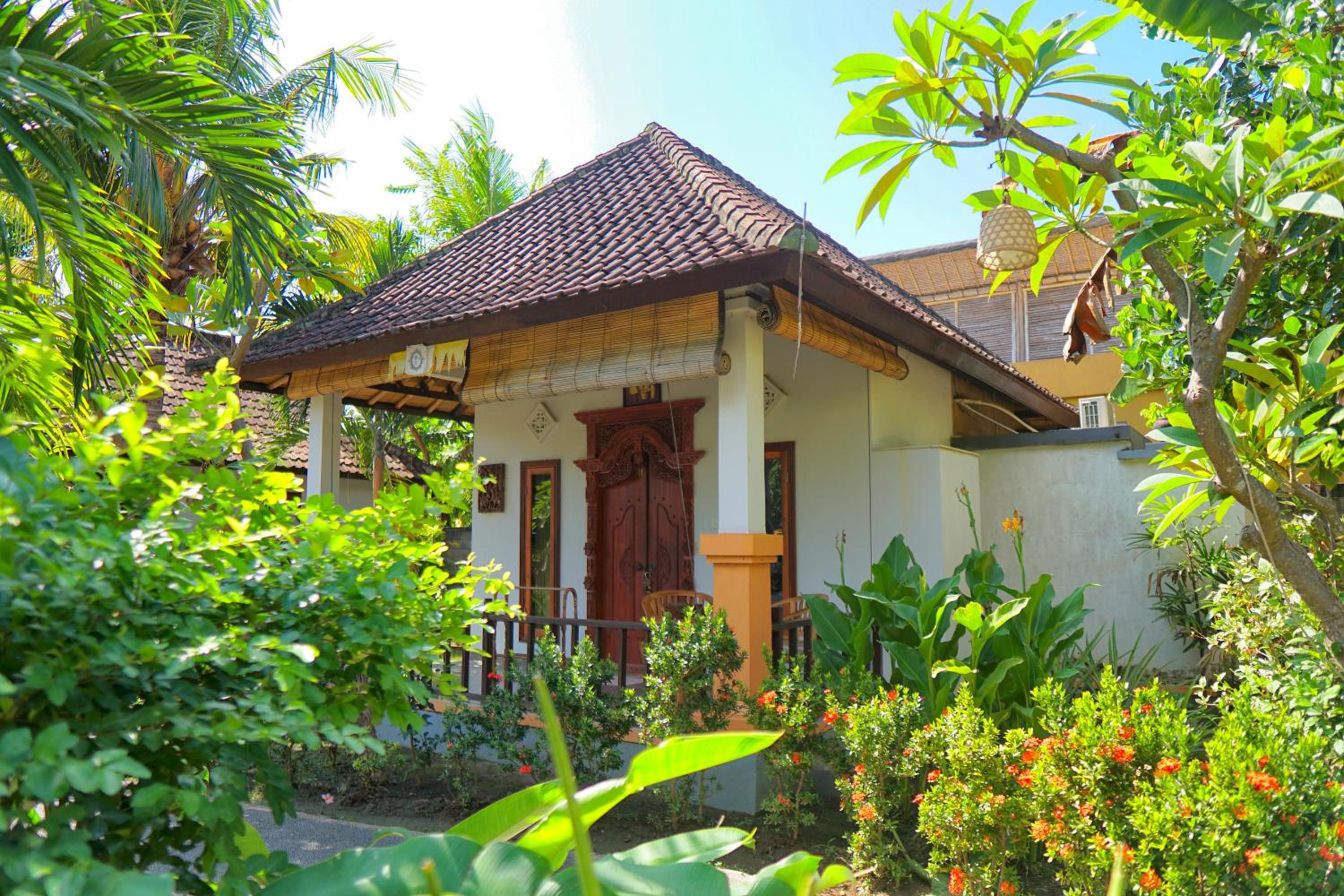 One-Bedroom Bungalow - Photo 5