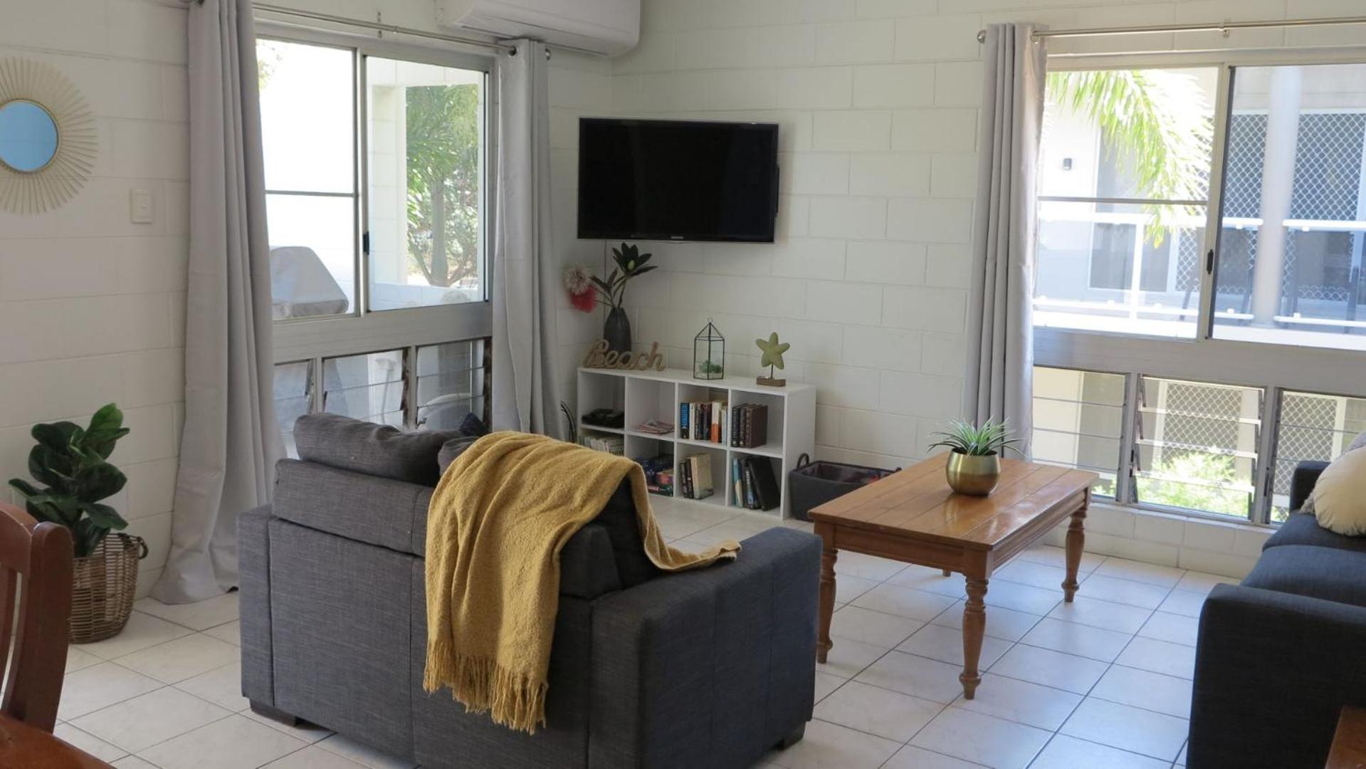 Three-Bedroom Apartment photo 1