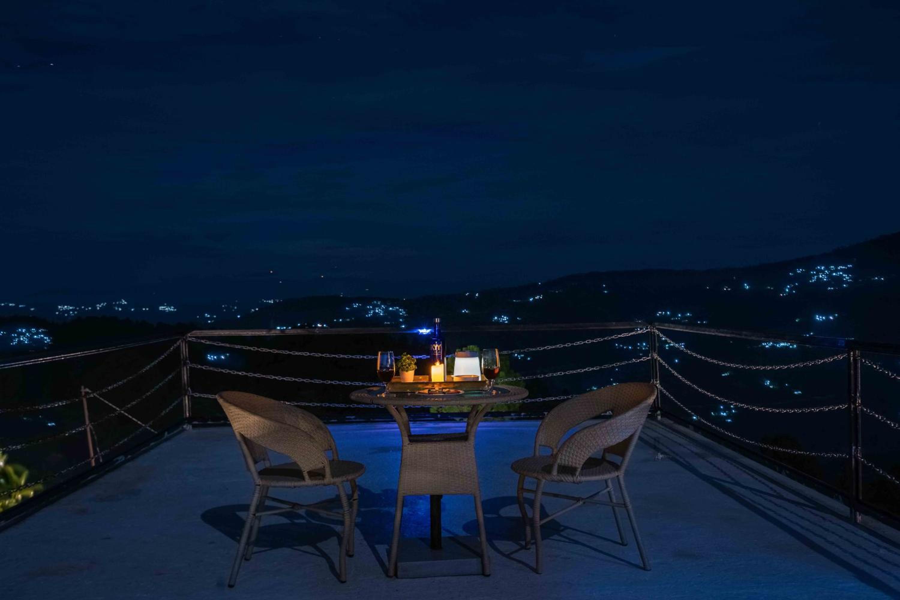 Superior Villa - Photo 22
