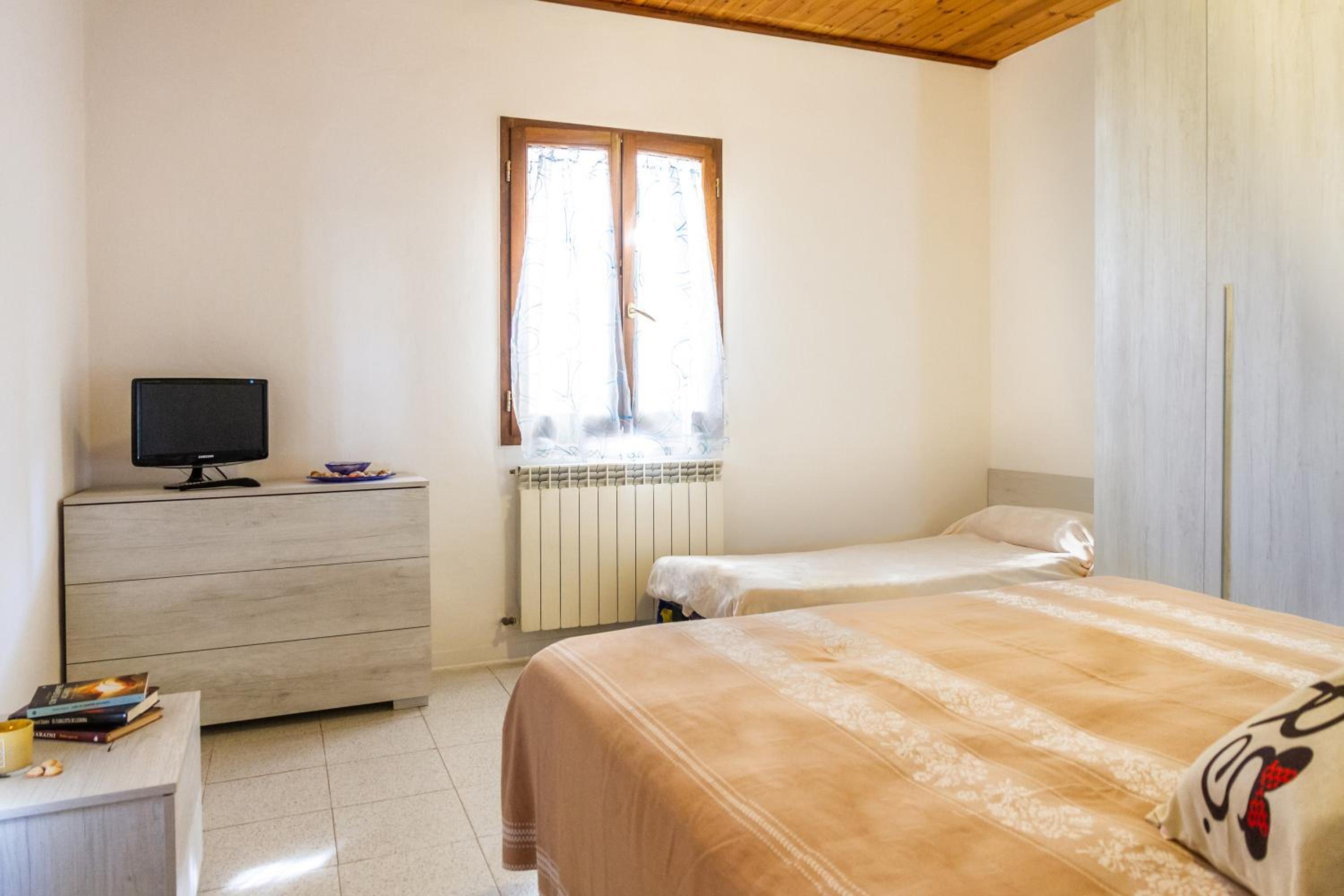 Superior One-Bedroom Apartment