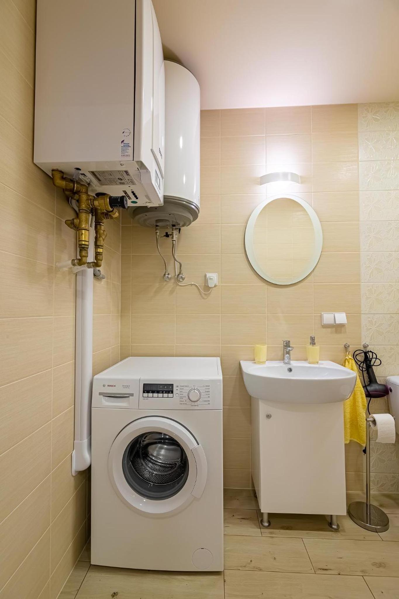 One-Bedroom Apartment - Photo 4