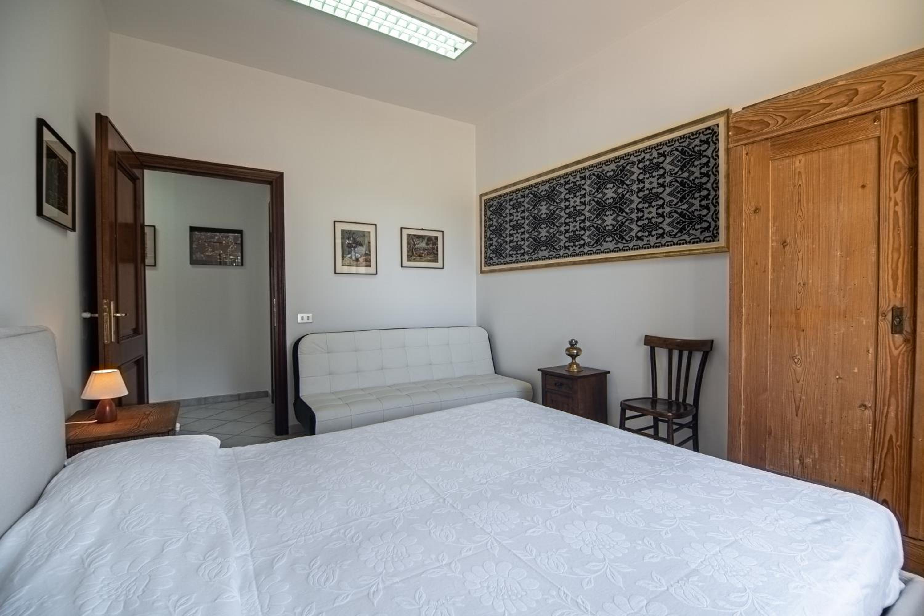 Two-Bedroom House photo 2