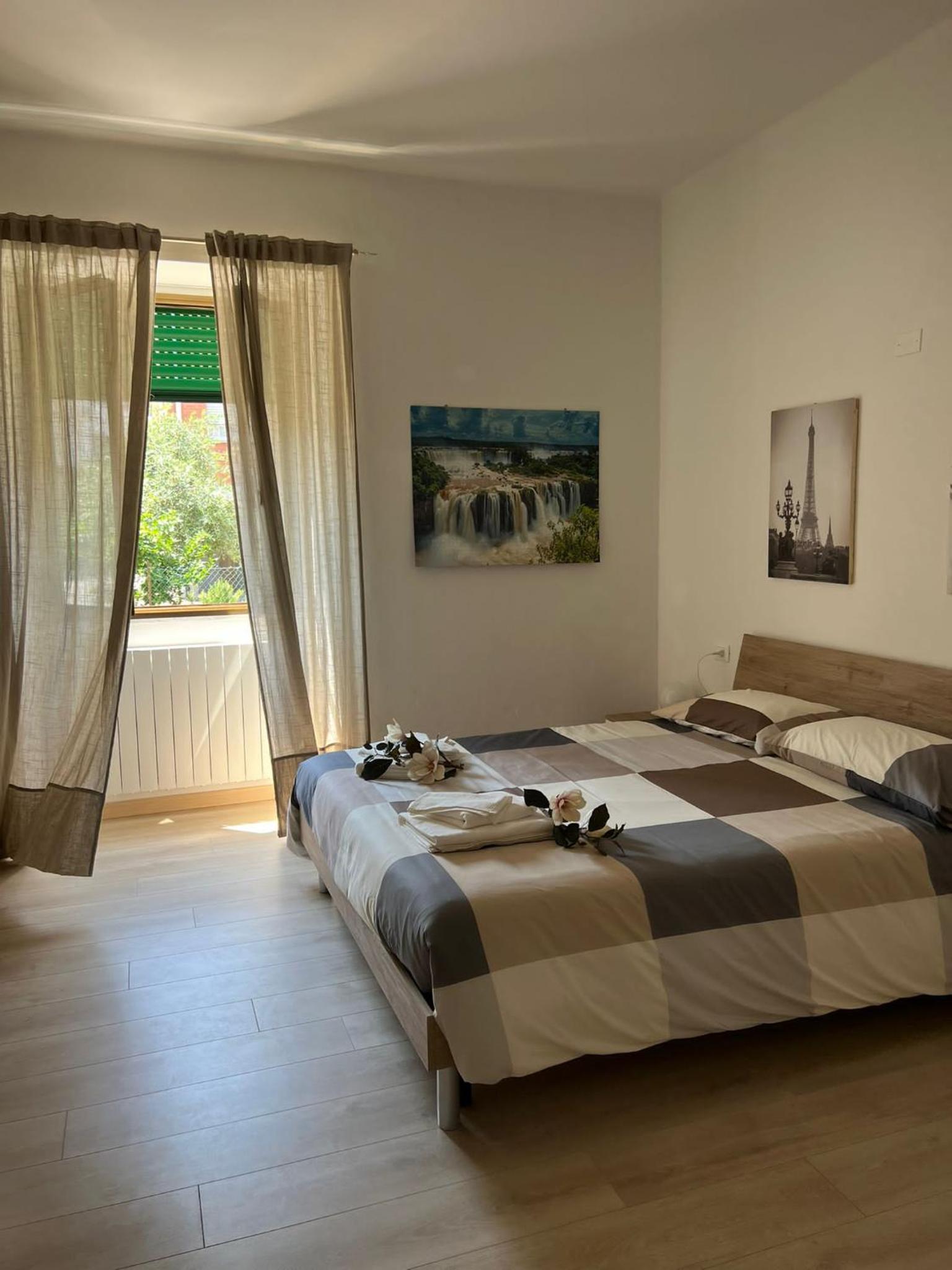 One-Bedroom House photo 1