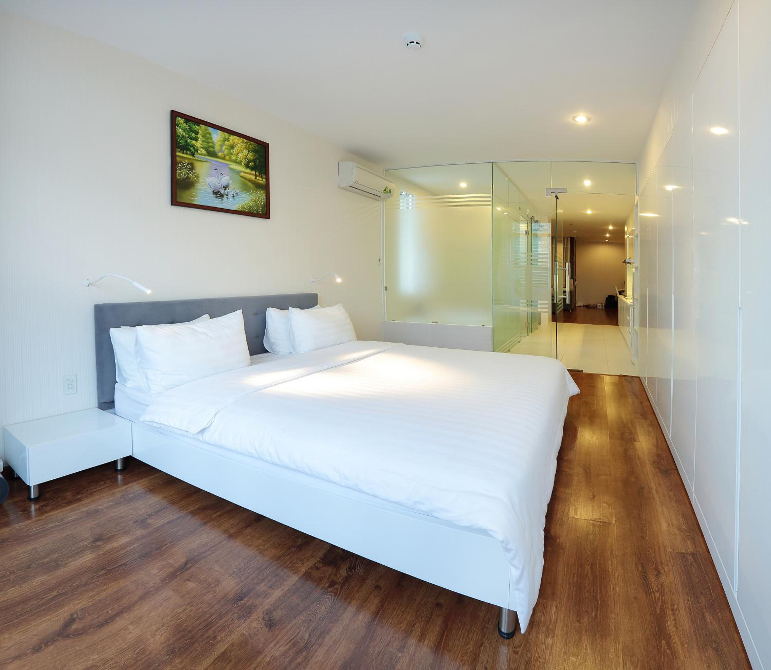 Suite with City View