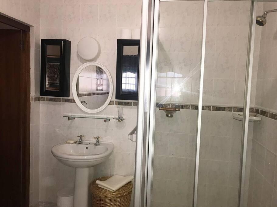 Two-Bedroom House - Photo 23