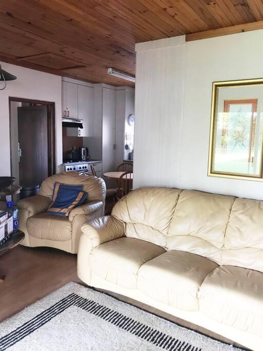 Two-Bedroom House - Photo 28