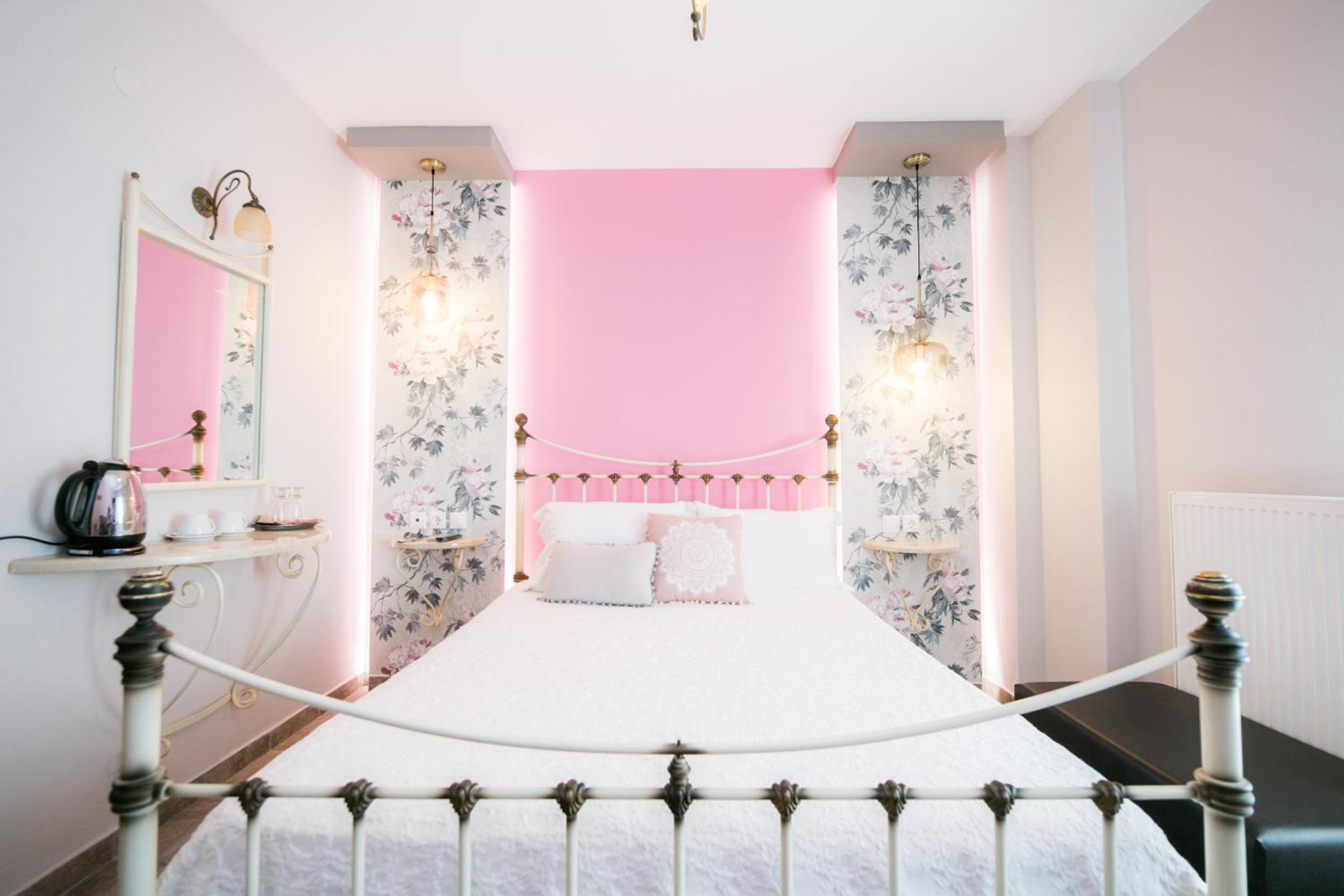 Superior Double Room - Photo 1