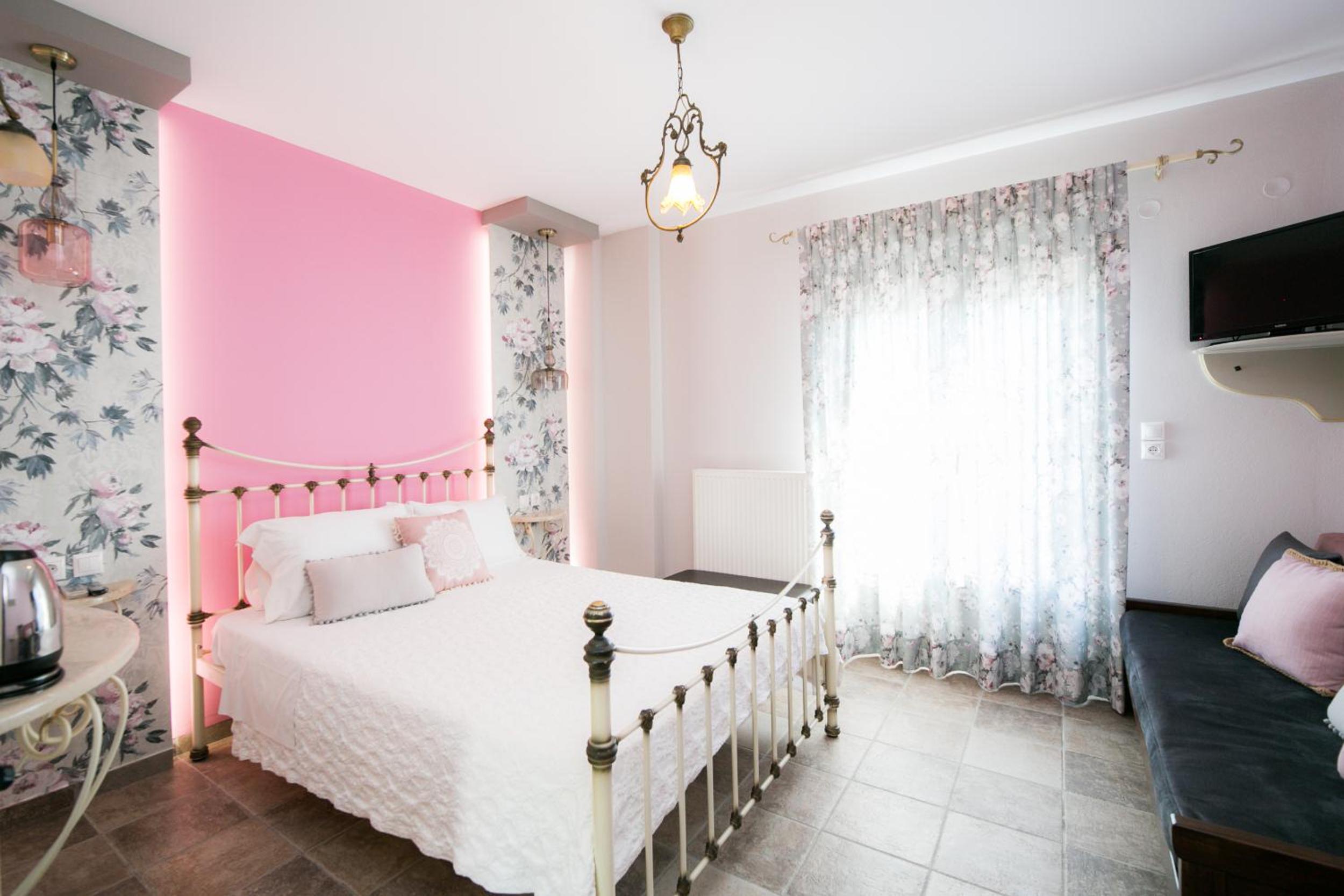 Superior Double Room - Photo 2