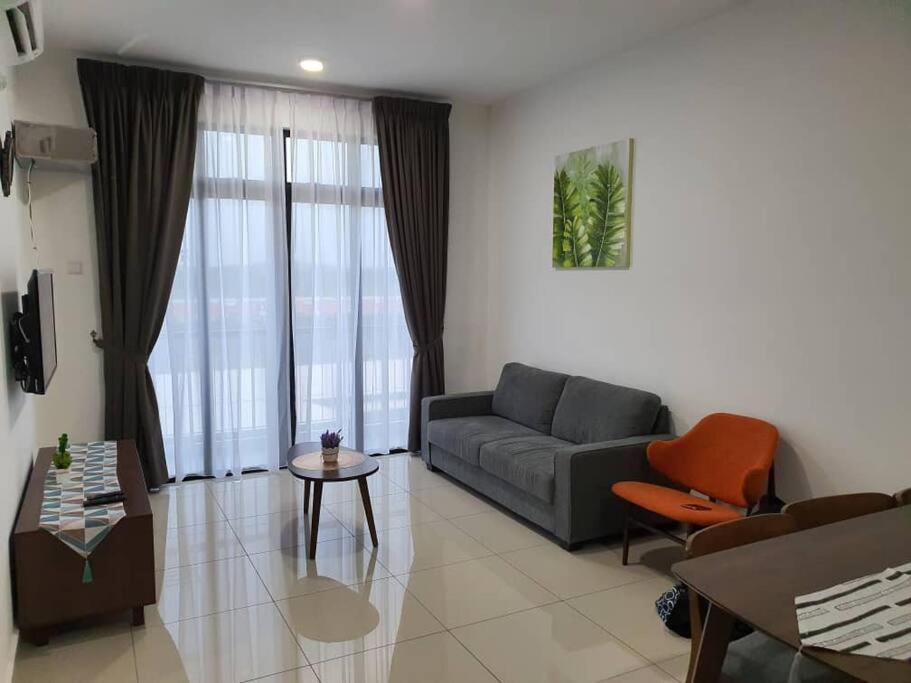 Three-Bedroom Apartment photo 1