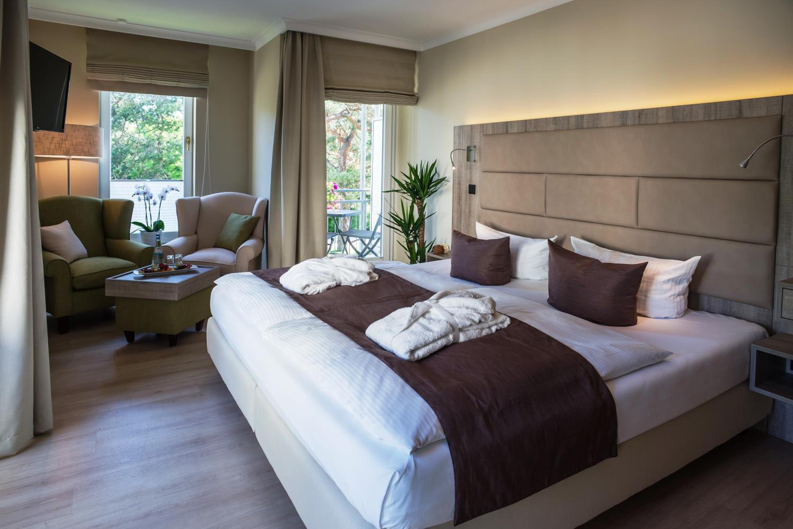 Double Room - Main Building - Promenade