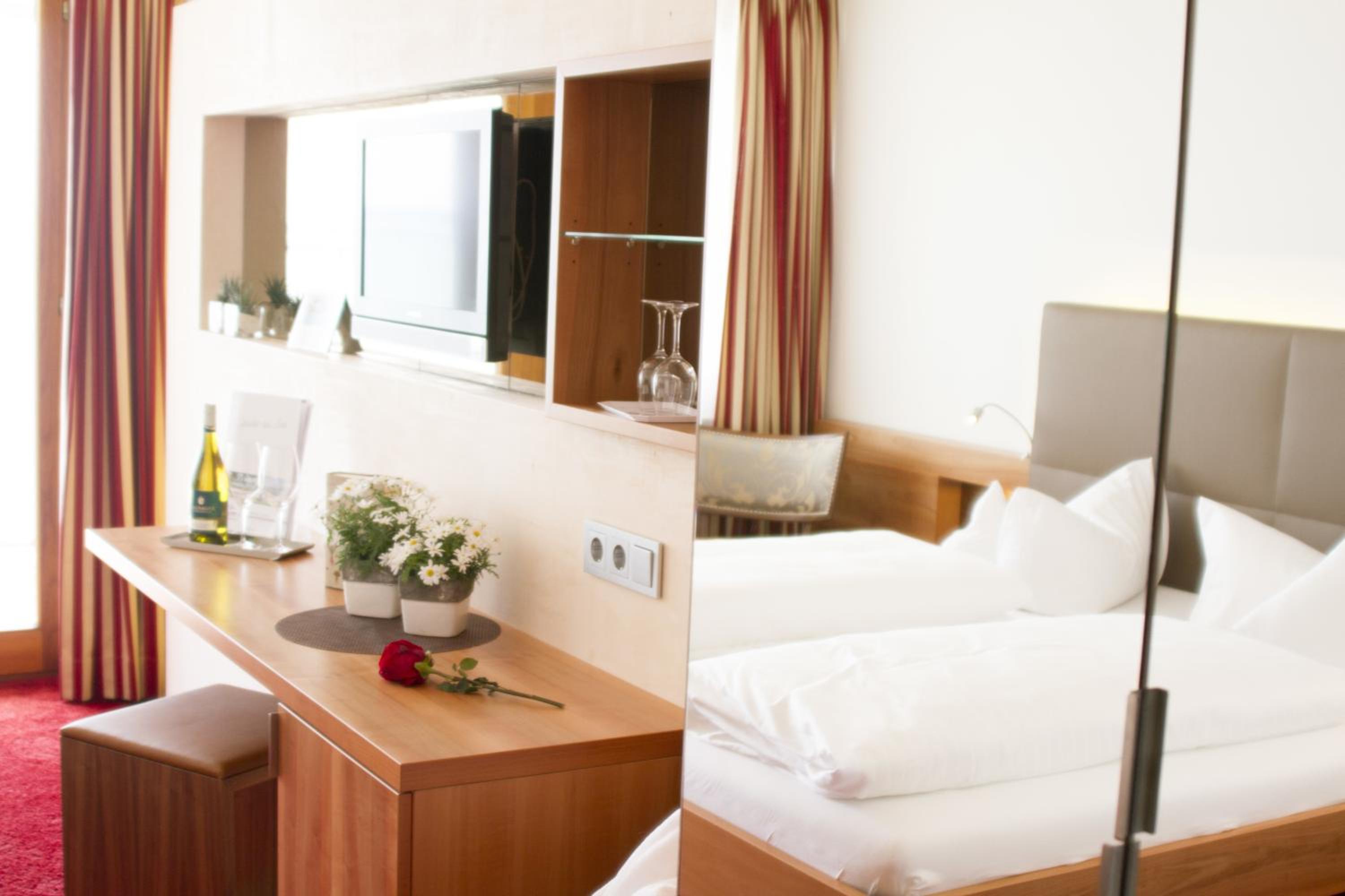 Double Room with Lake View