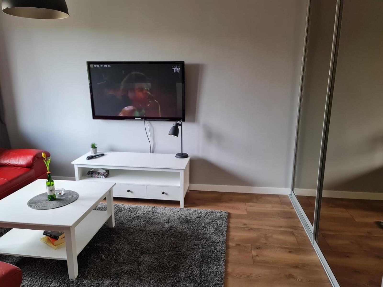 One-Bedroom Apartment - Photo 14