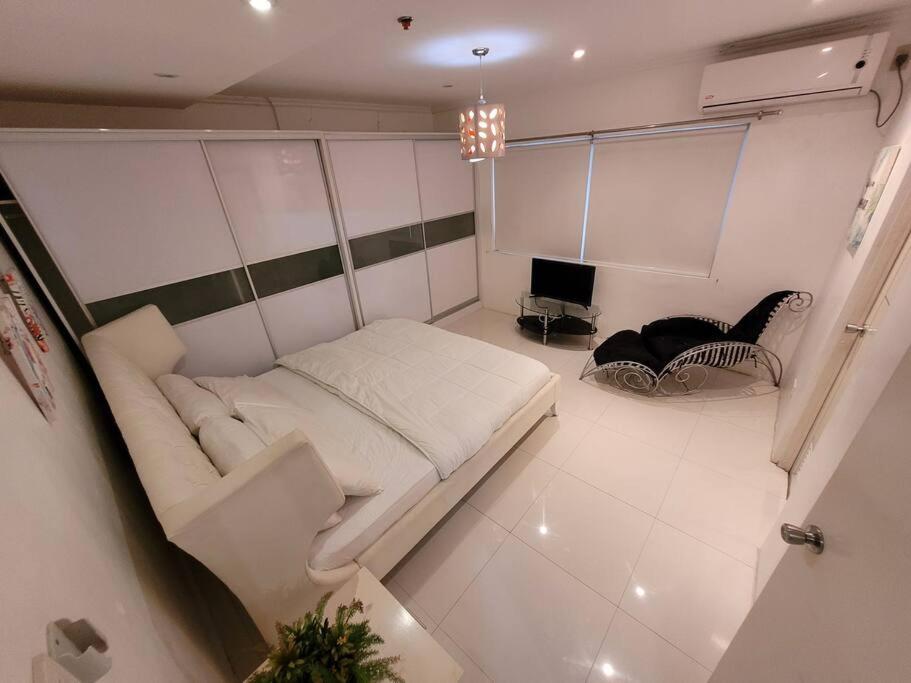 Two-Bedroom Apartment photo 3