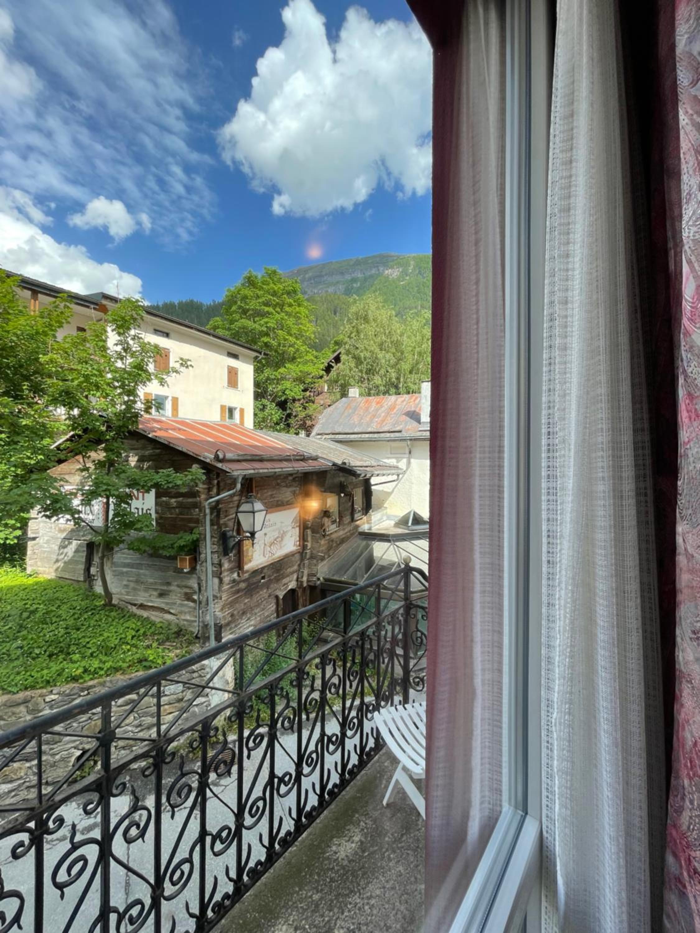Single Room with Balcony photo 3