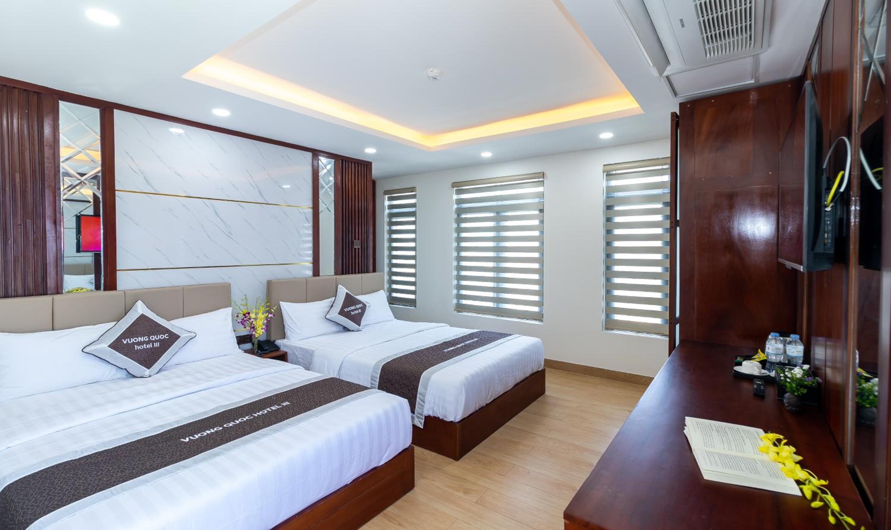 Deluxe Double or Twin Room with Sea View photo 1