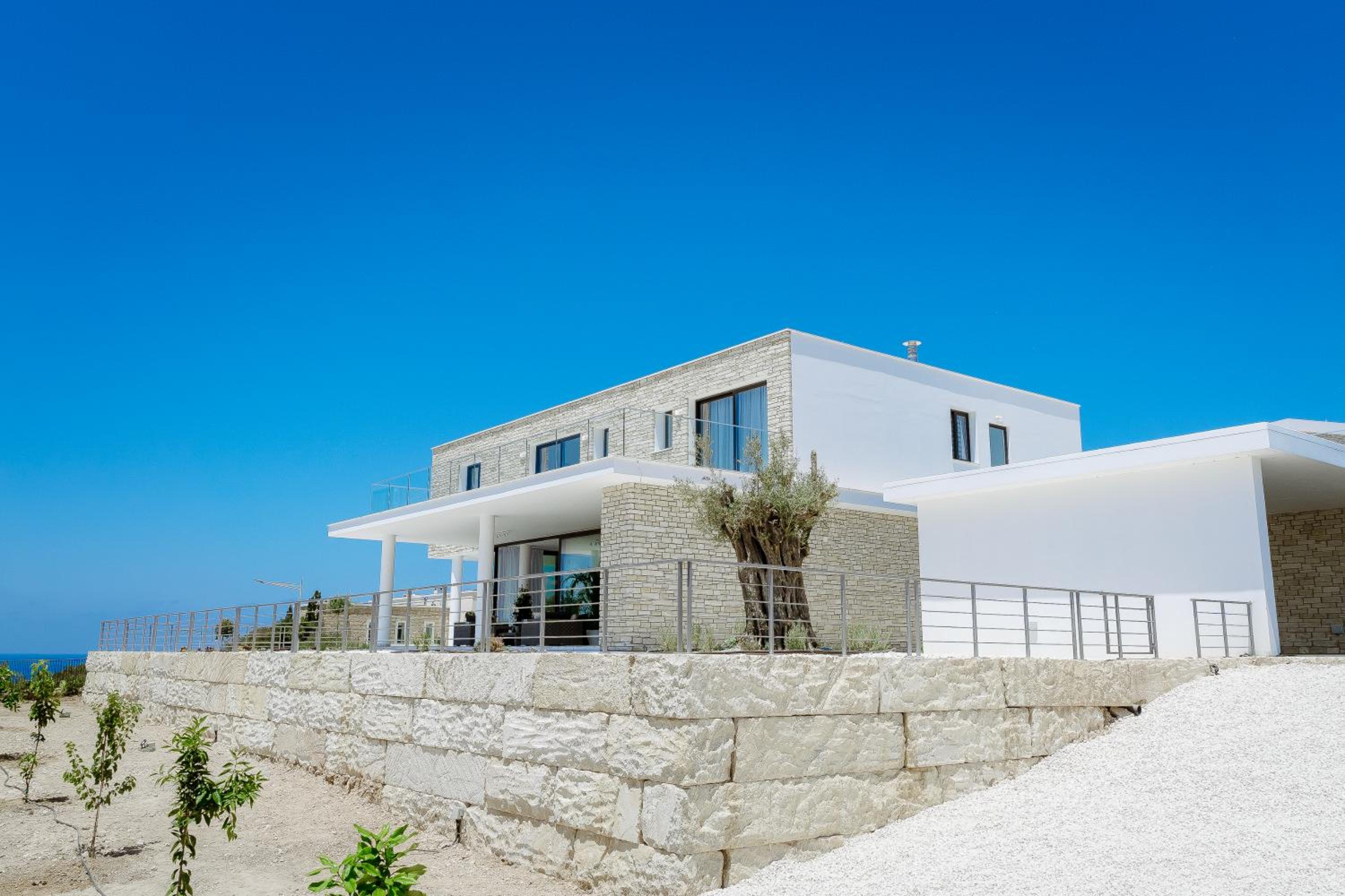 Villa with Private Pool photo 2