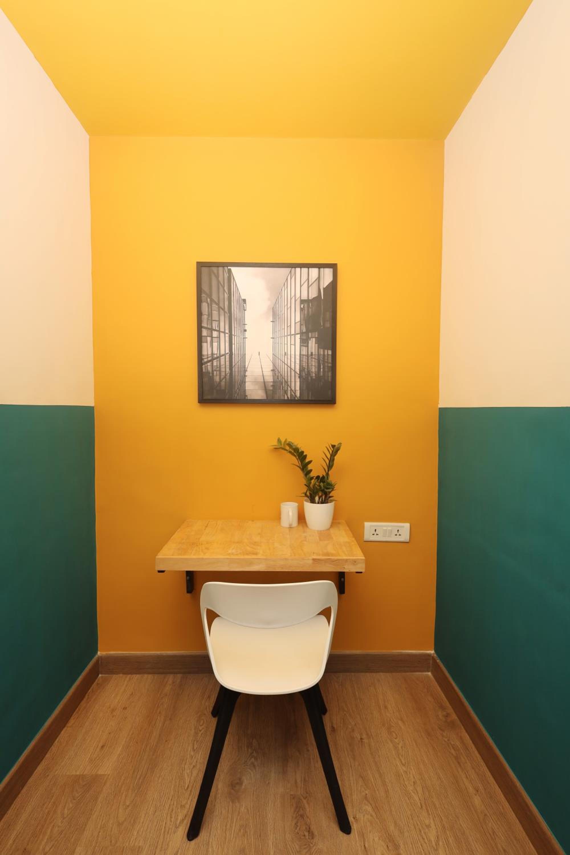 Deluxe Room - Photo 5