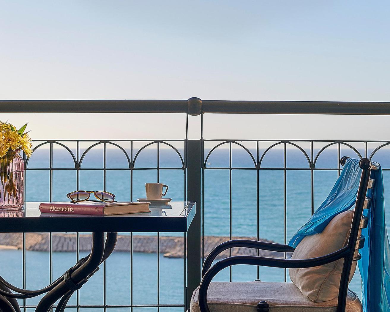 King Room with Sea View - Photo 5