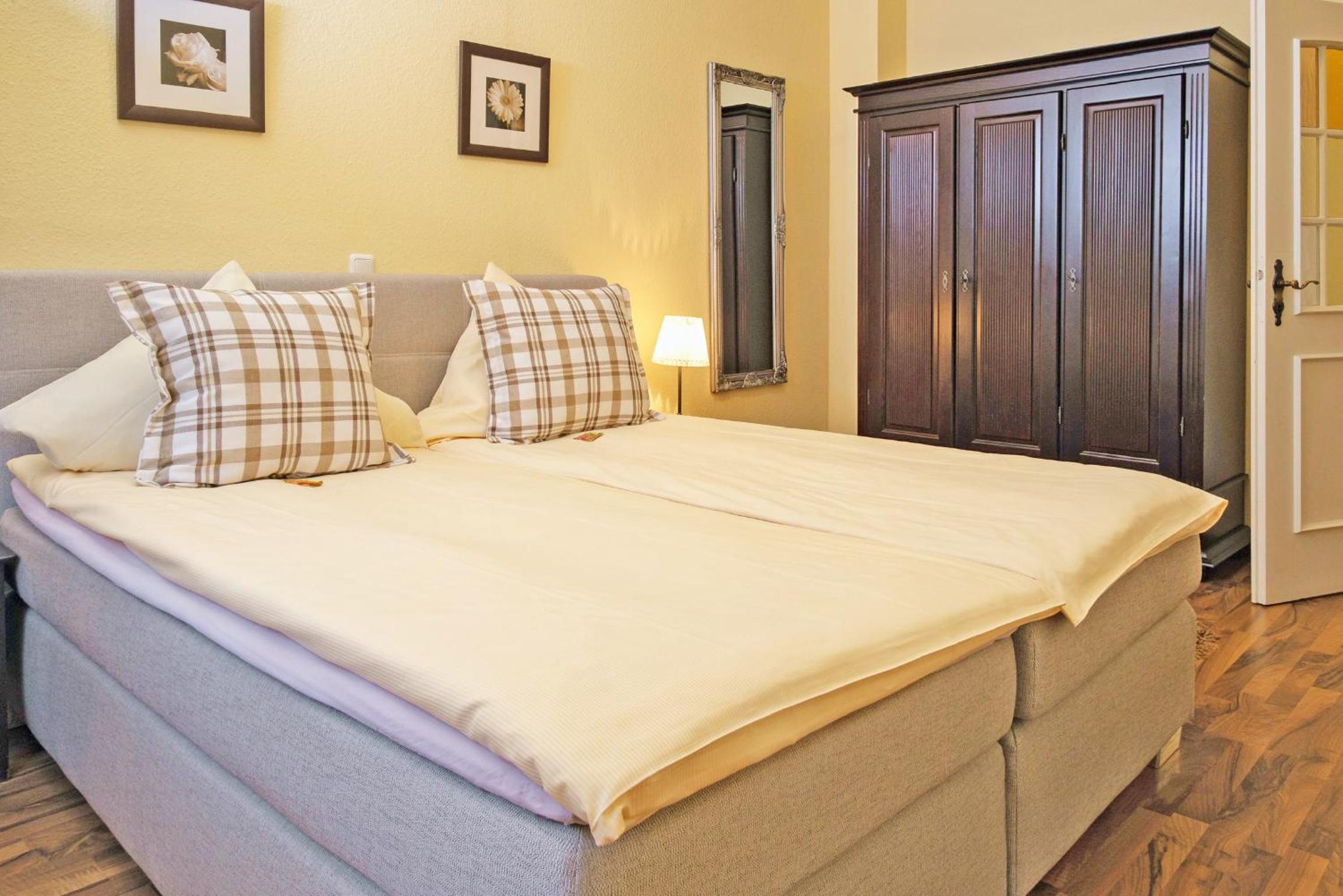 Double Room - Photo 4