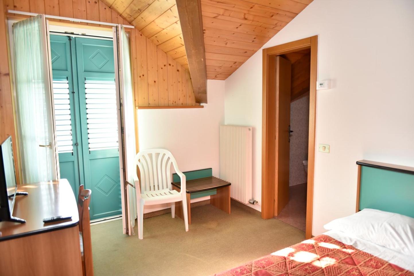 Economy Single Room photo 3