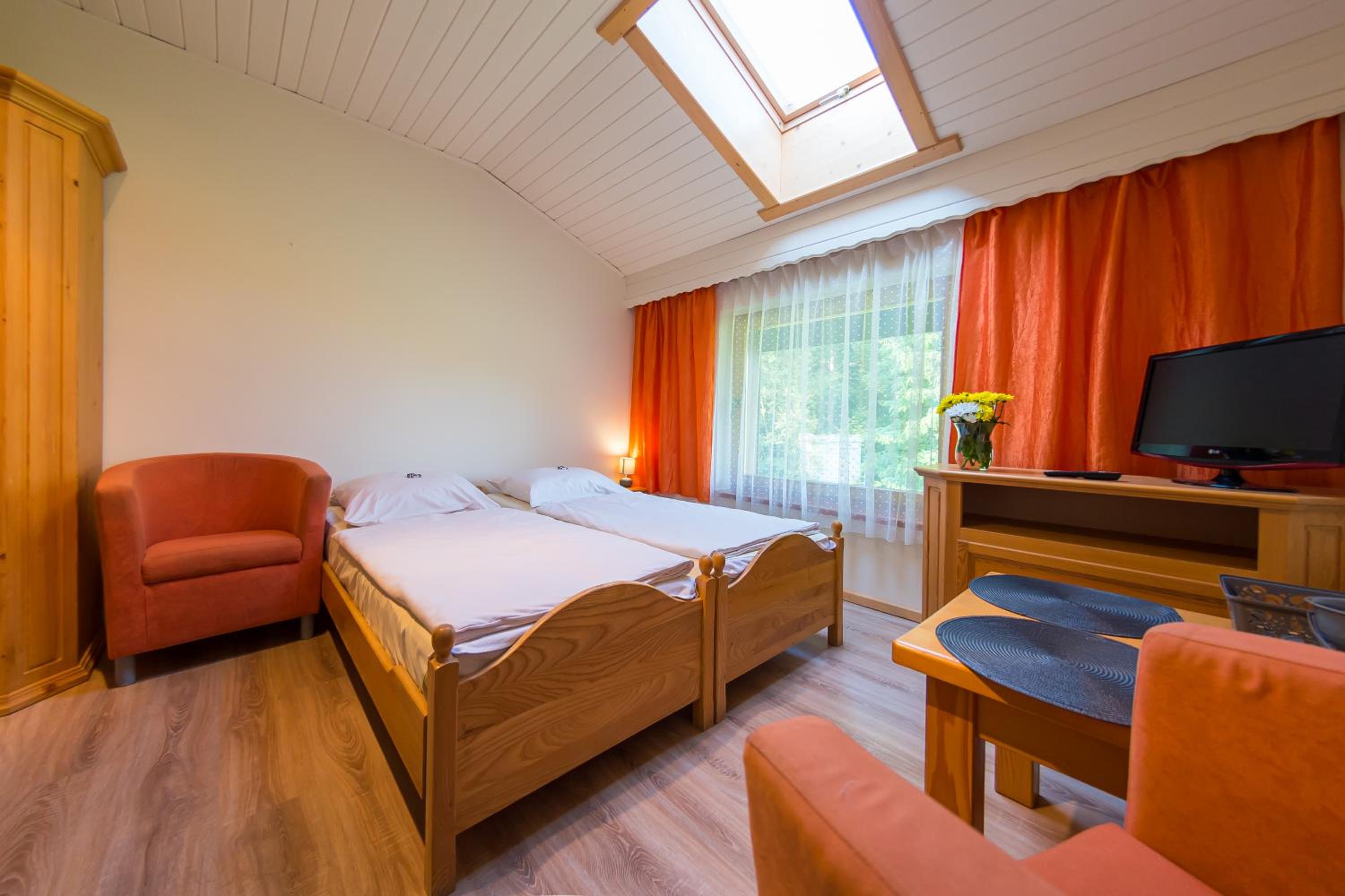 Triple Room with Bathroom