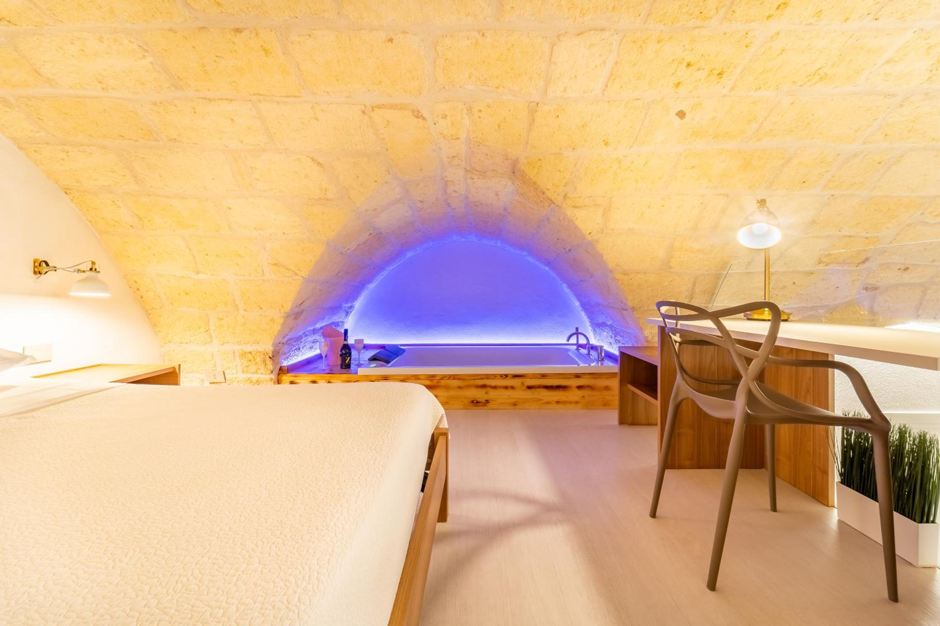 Double Room With Spa Bath photo 2
