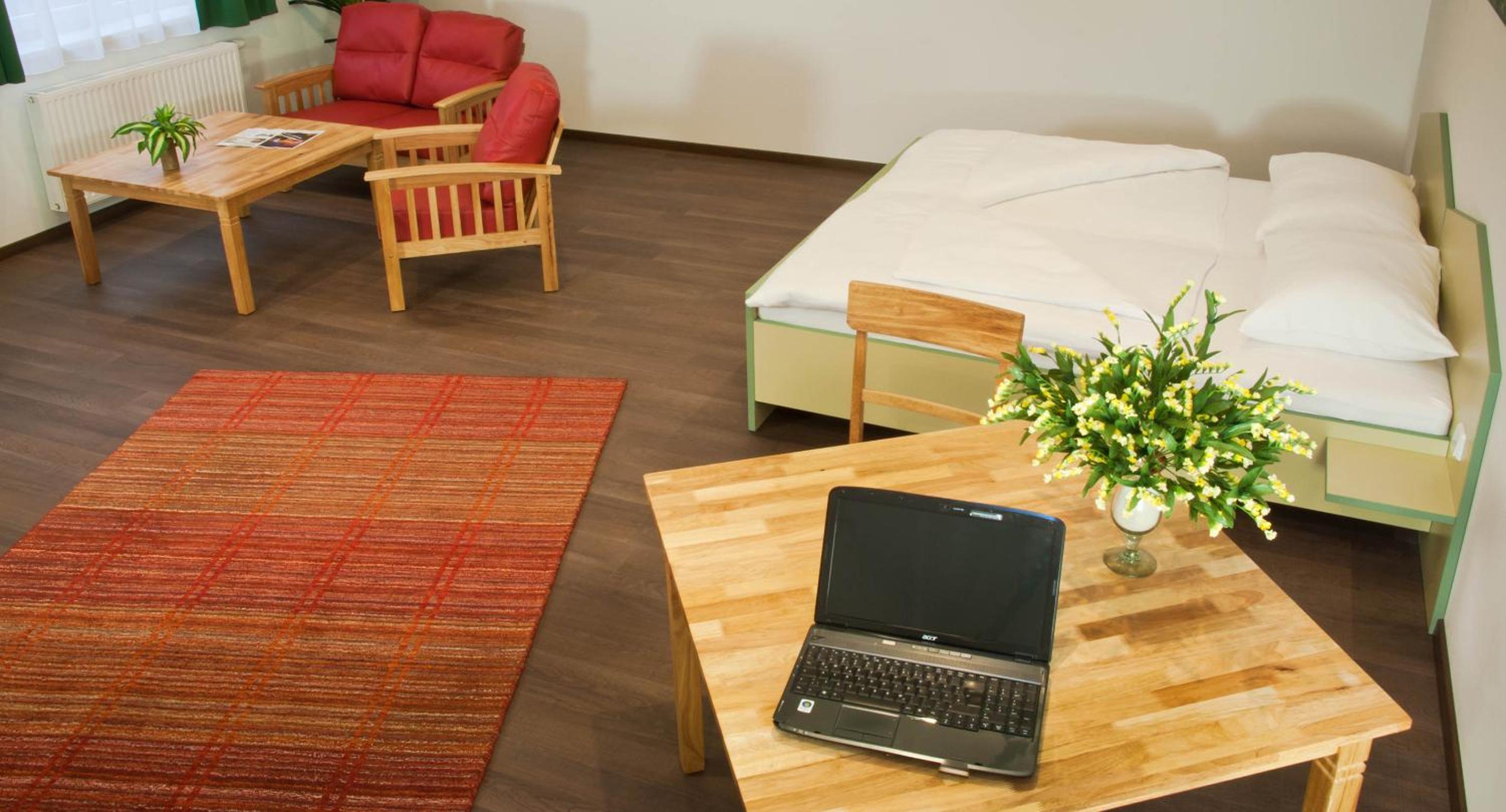 Apartment - Photo 4