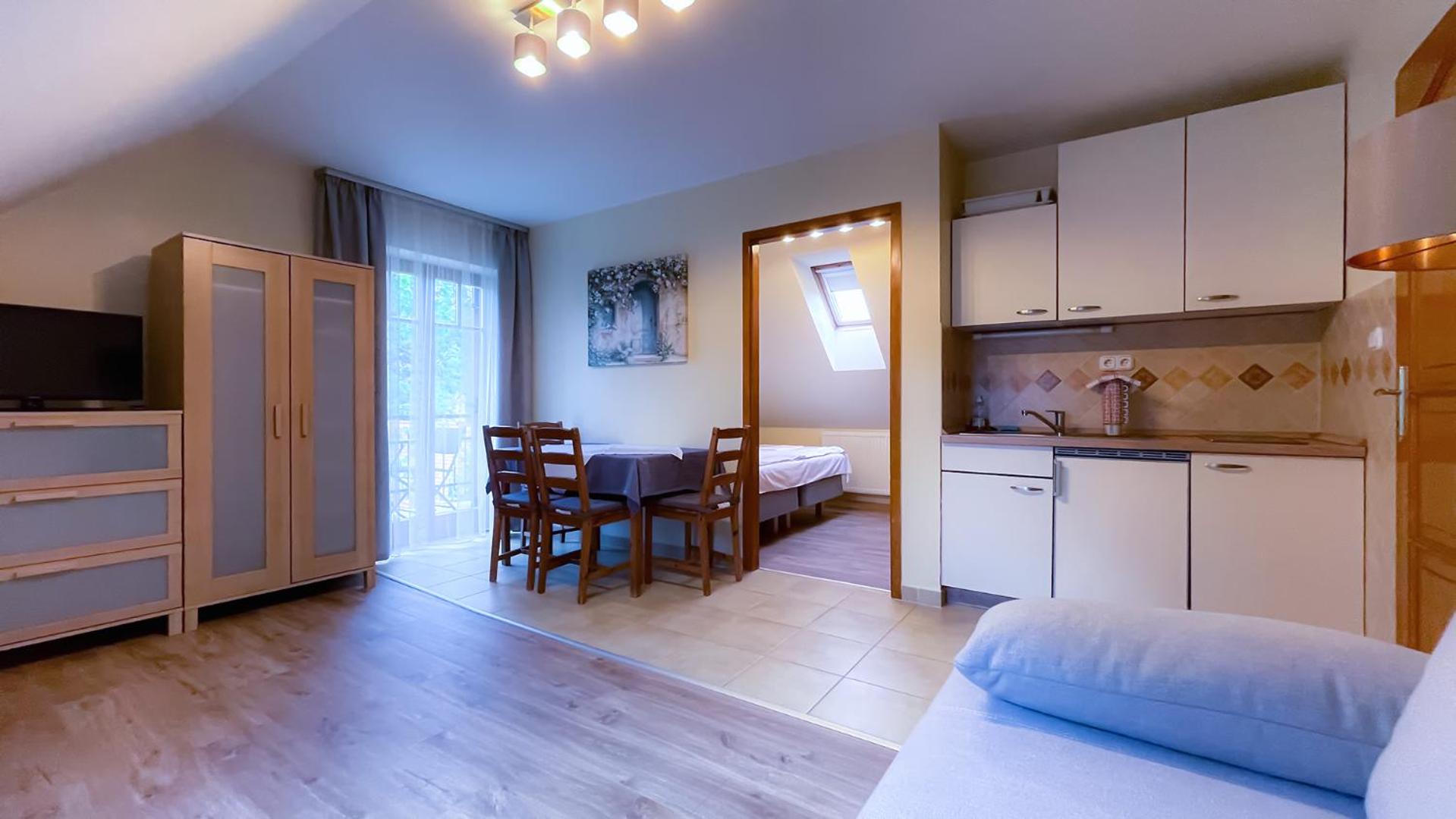 One-Bedroom Apartment with Balcony photo 1