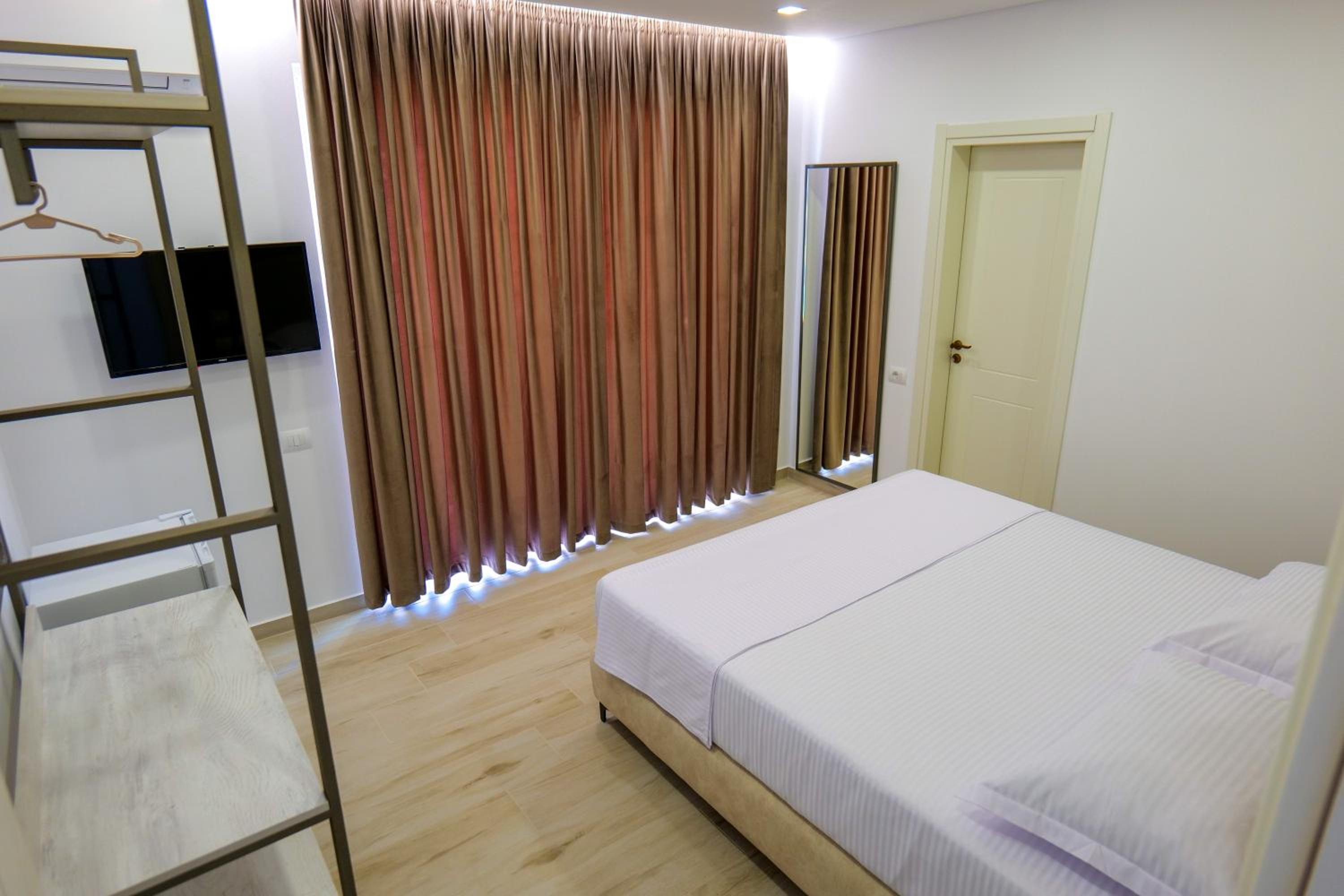 Double Room with Balcony photo 1