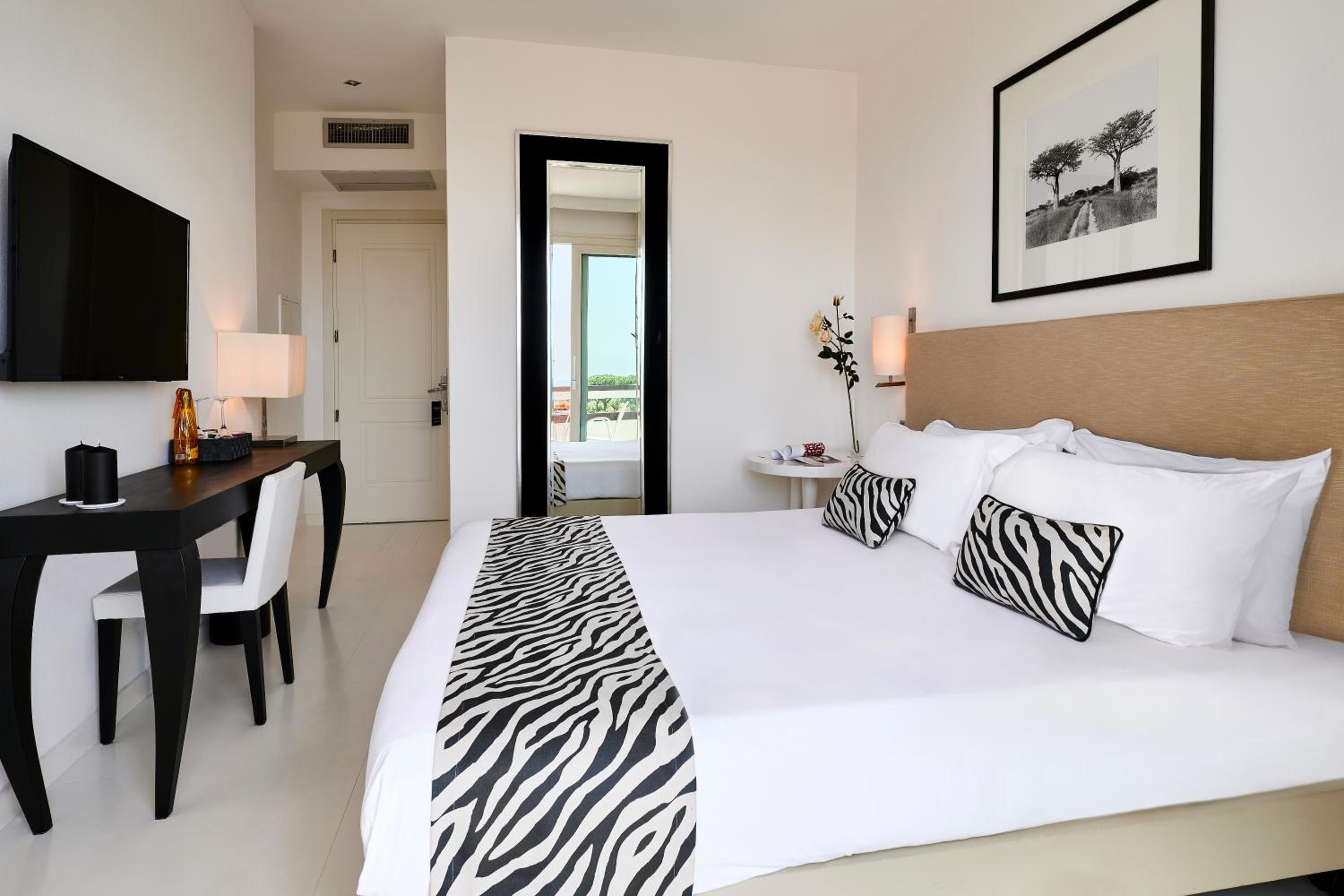 Standard Double Room - Photo 1