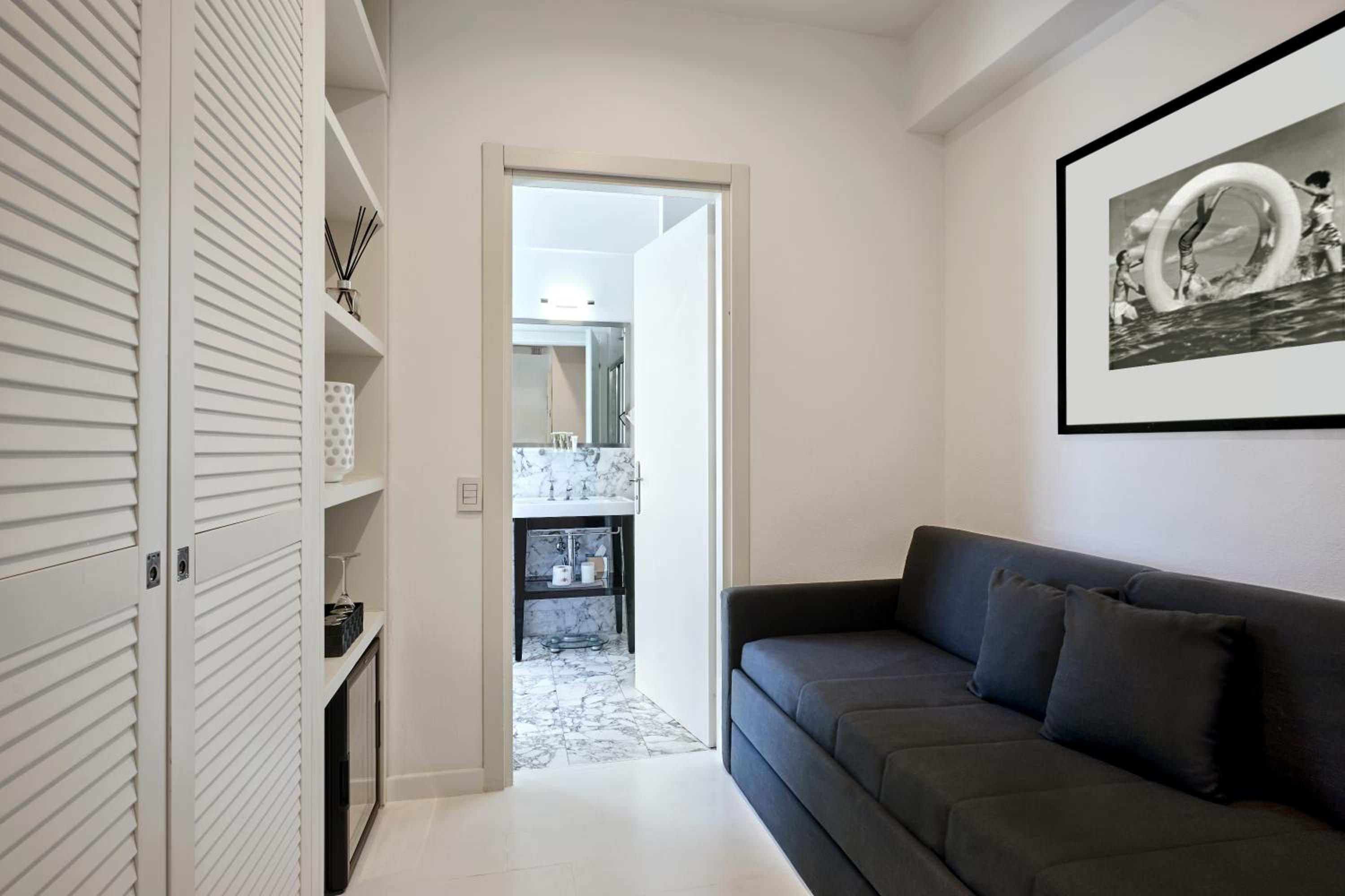 Junior Suite with Spa Access photo 3