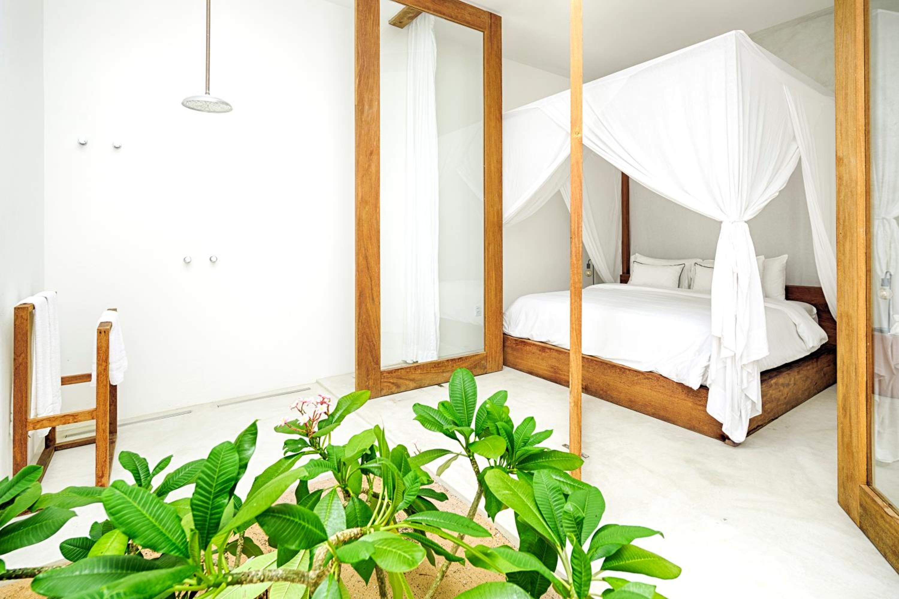 Large Double Room