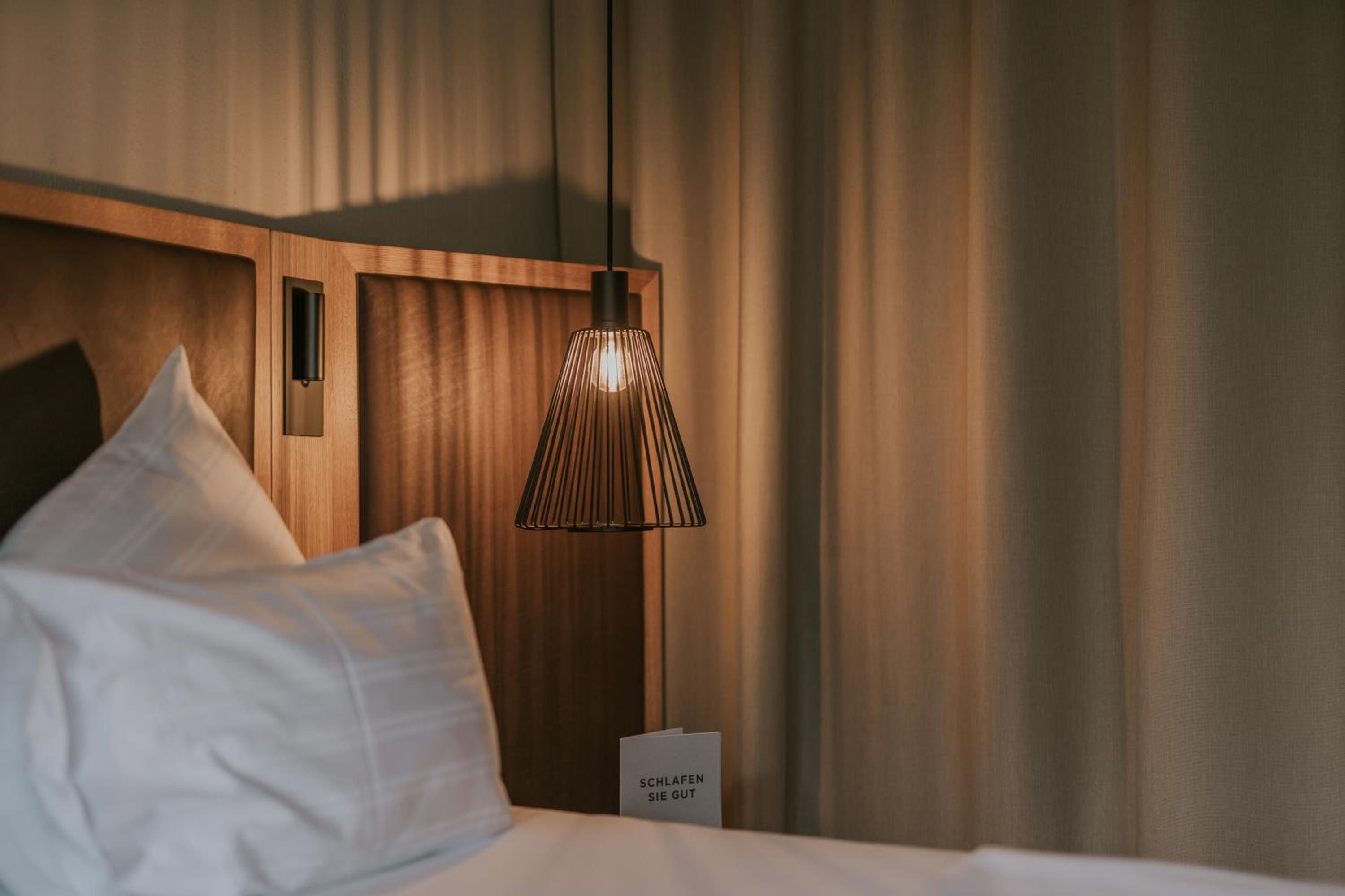 Deluxe Double Room with Balcony photo 2