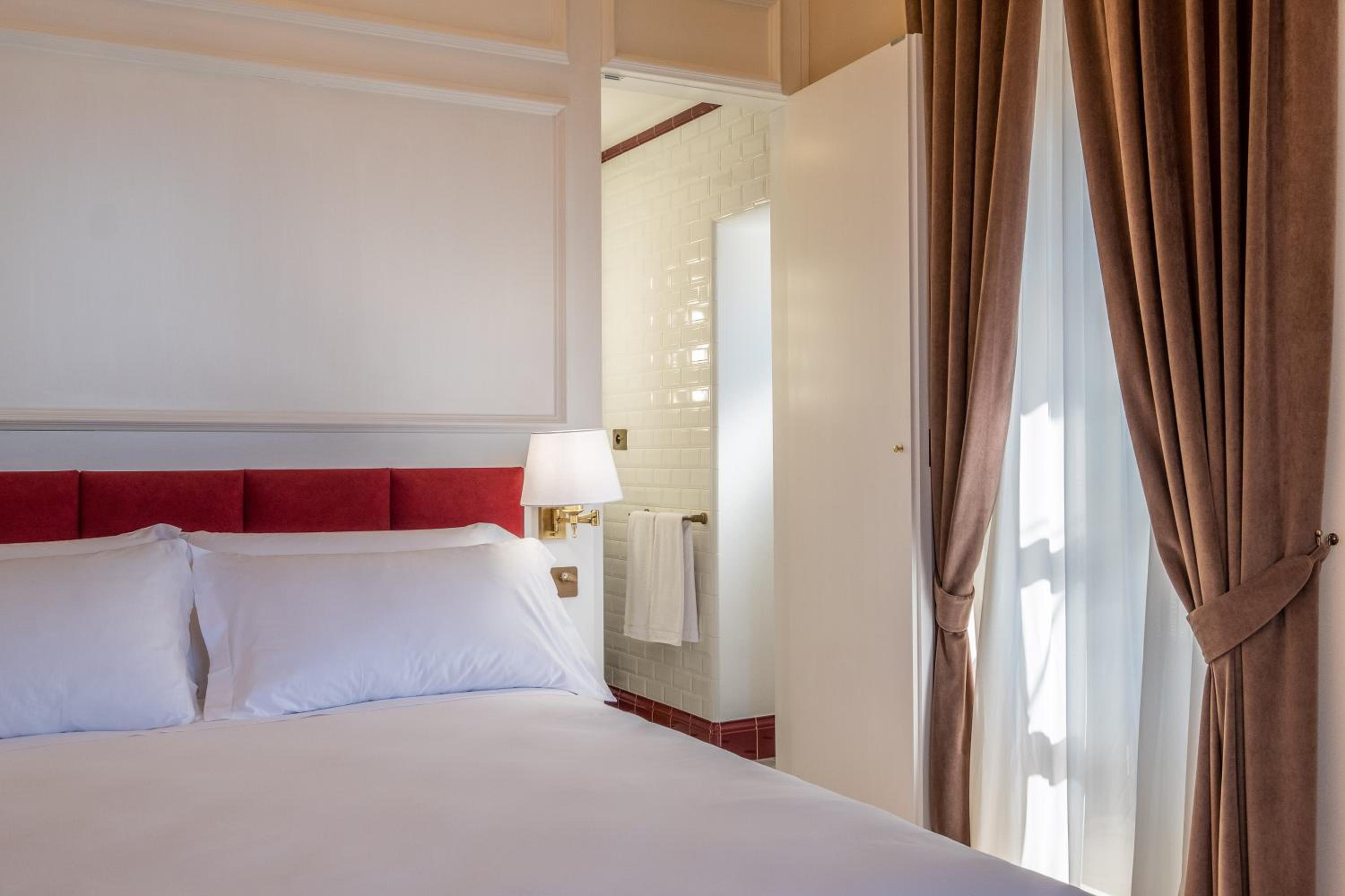 Superior Double Room photo 2
