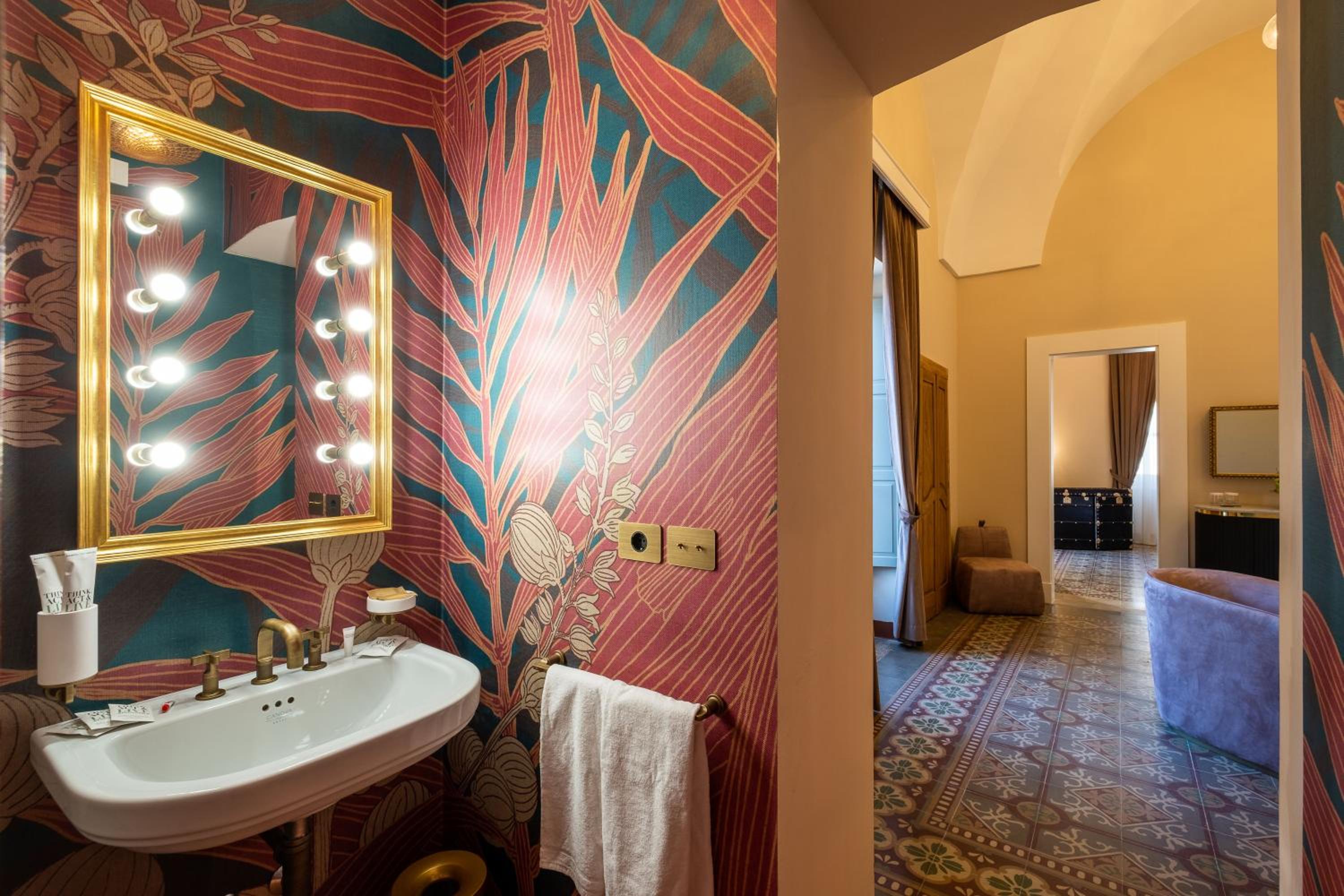 Triple Room with Terrace - Photo 12