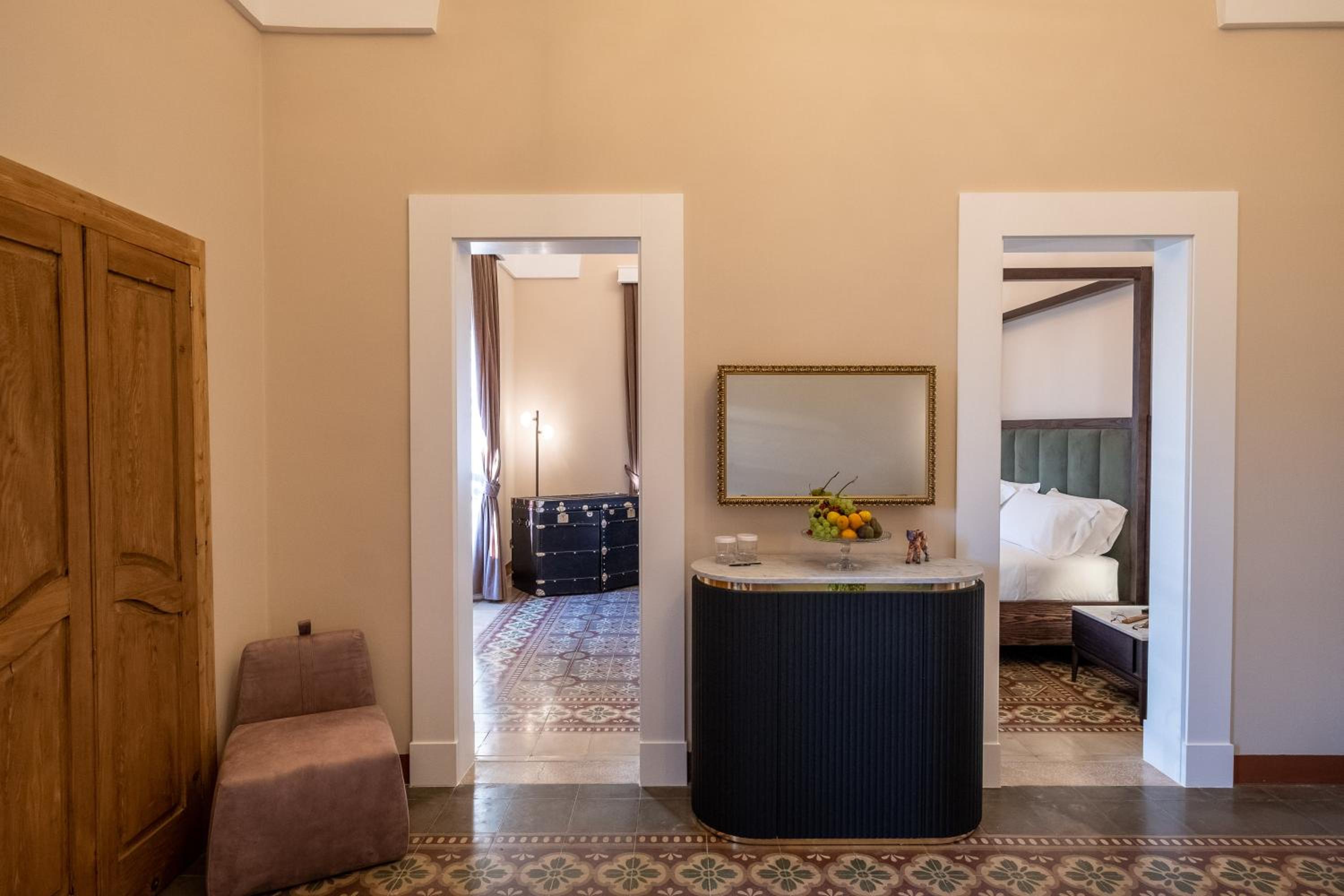 Triple Room with Terrace - Photo 10
