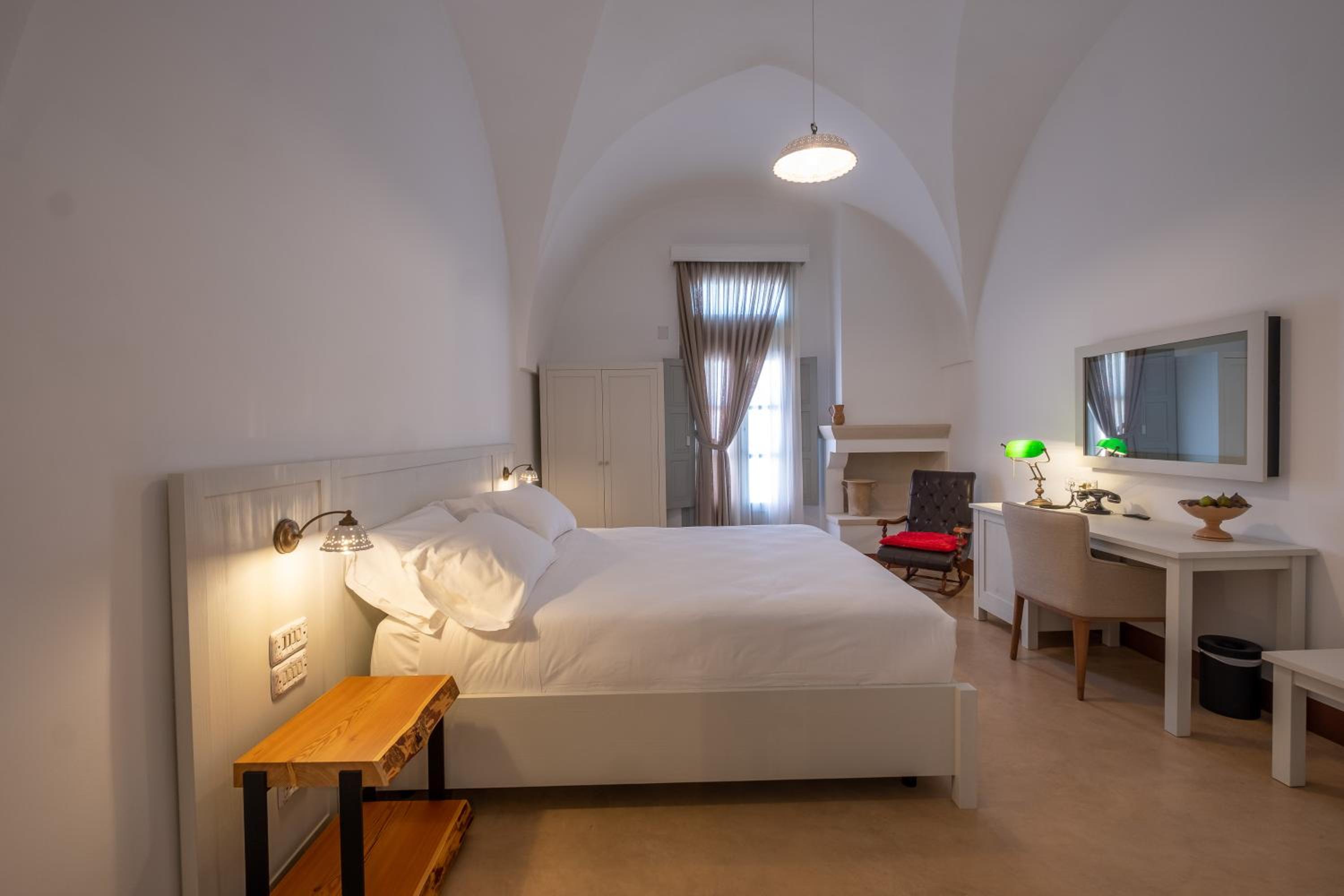 Standard Double Room - Photo 1