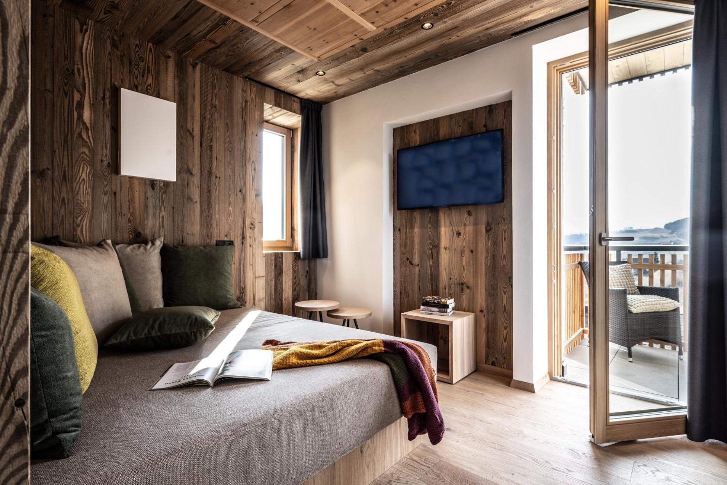 Superior One-Bedroom Apartment with Balcony photo 1