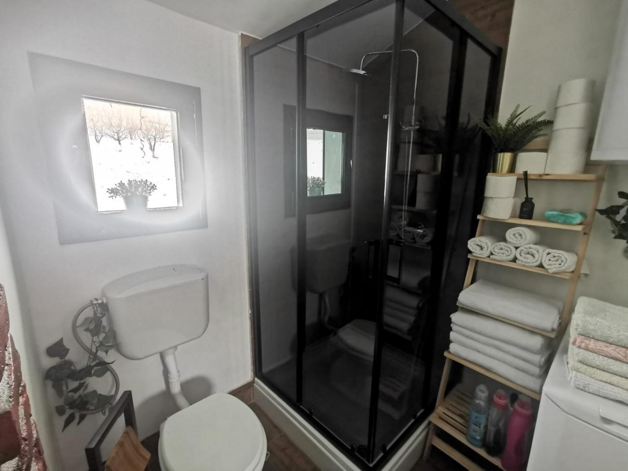 Four-Bedroom House - Photo 16