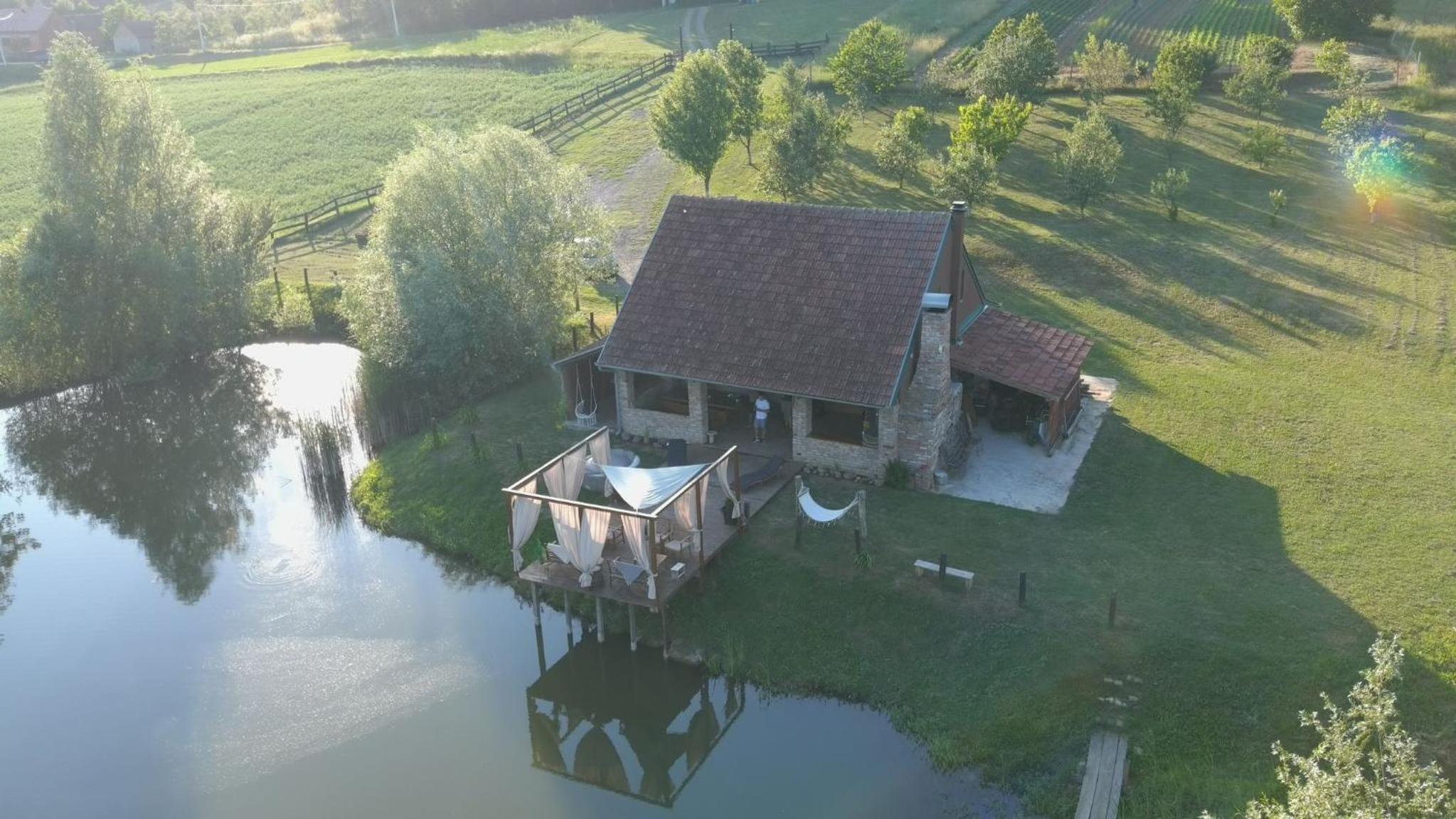 Four-Bedroom House - Photo 10