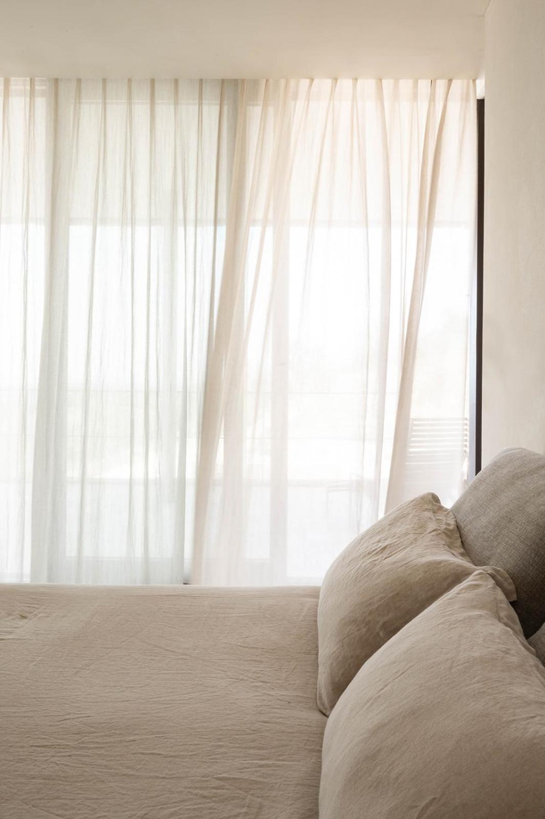 Deluxe Double Room with Side Sea View photo 2
