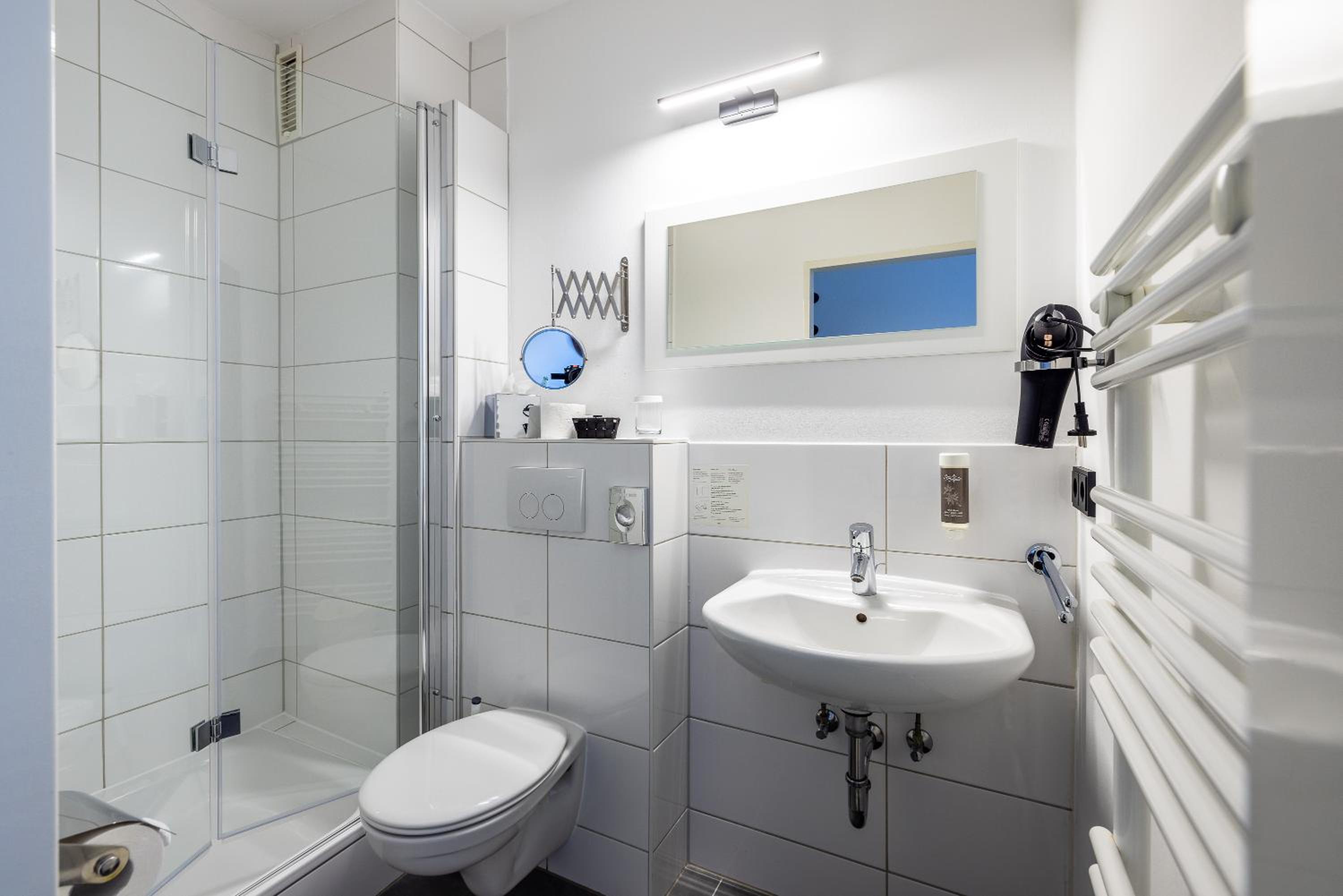 Single Room photo 2